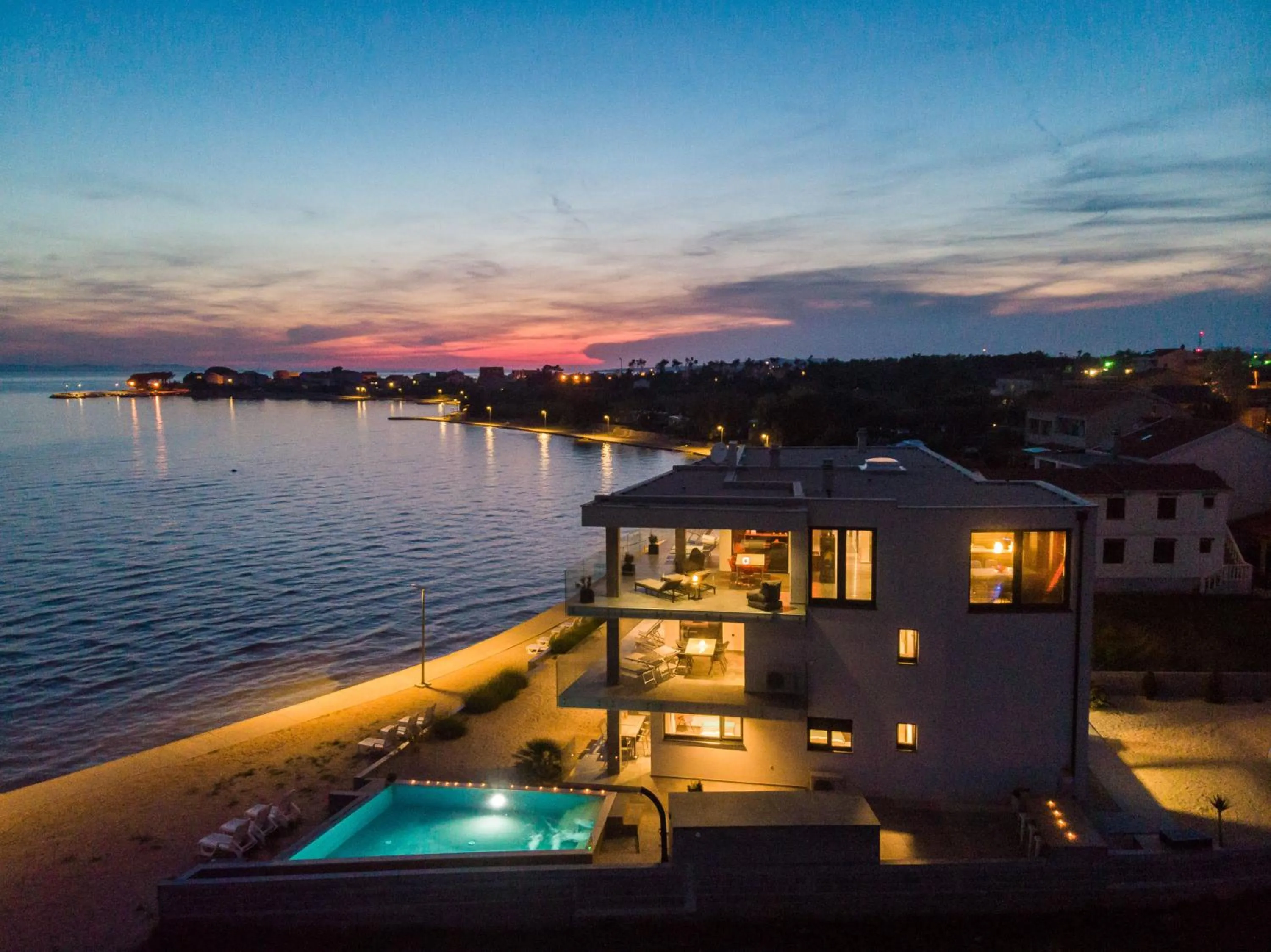 Jimmys Beach Privlaka direkt am Meer und beheiztem Pool