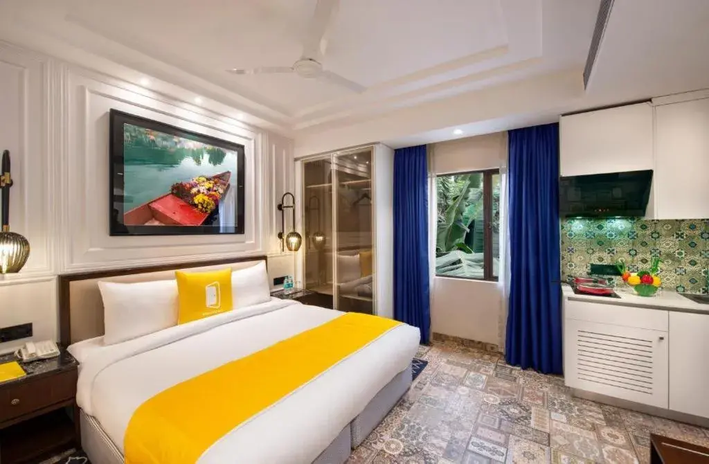 Bedroom, Bed in Bloom Boutique l GK-1 Bedroom, Bed in Bloom Boutique l GK-1