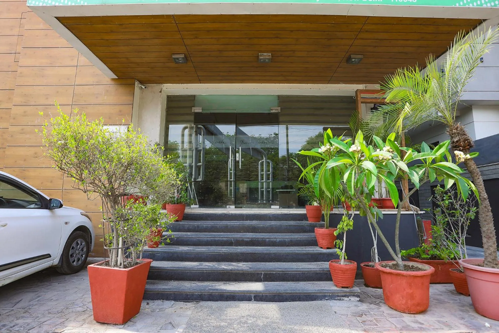 Facade/entrance in The Pamposh Hotel