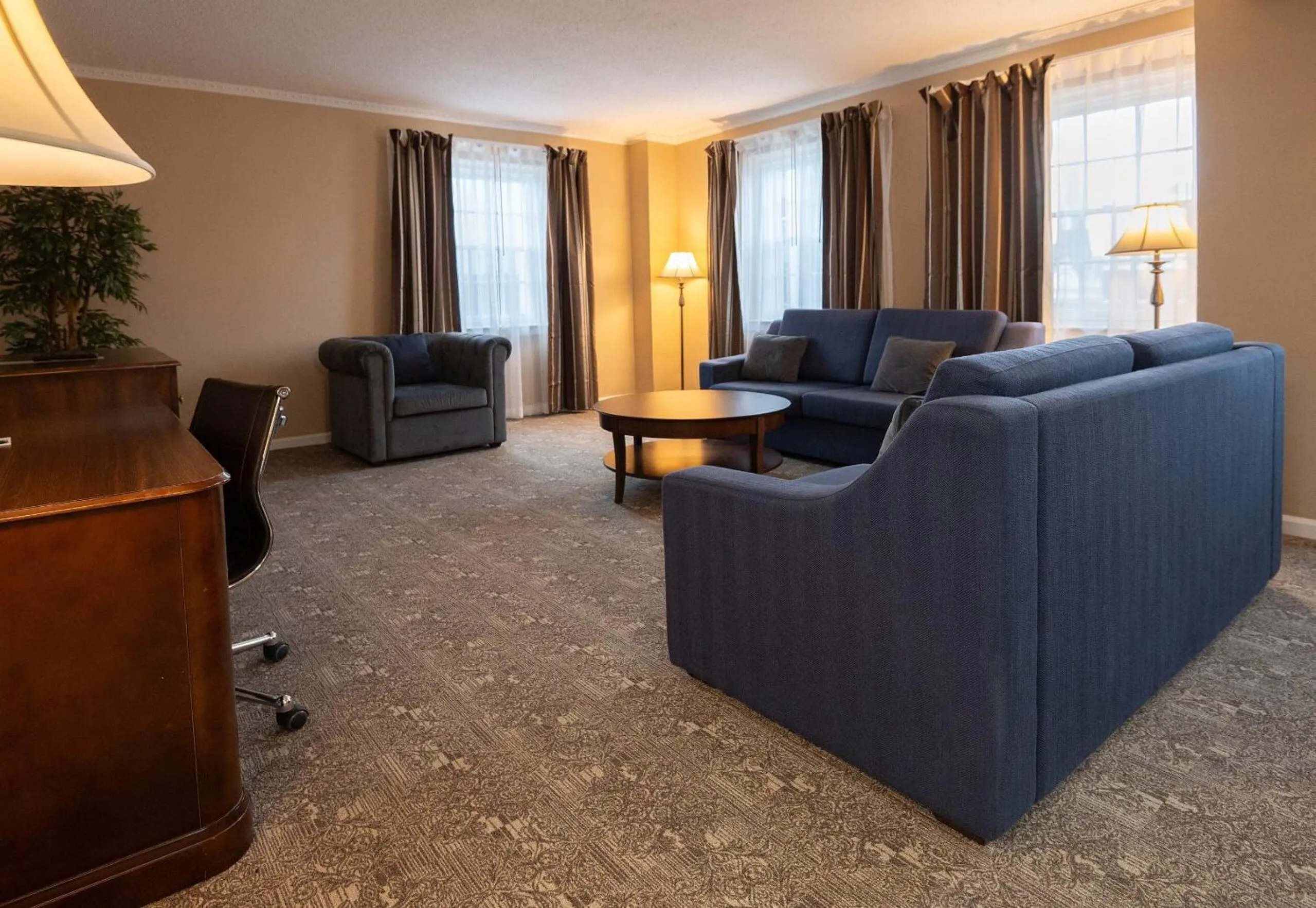 Living room in The Americus Hotel, Trademark Collection by Wyndham
