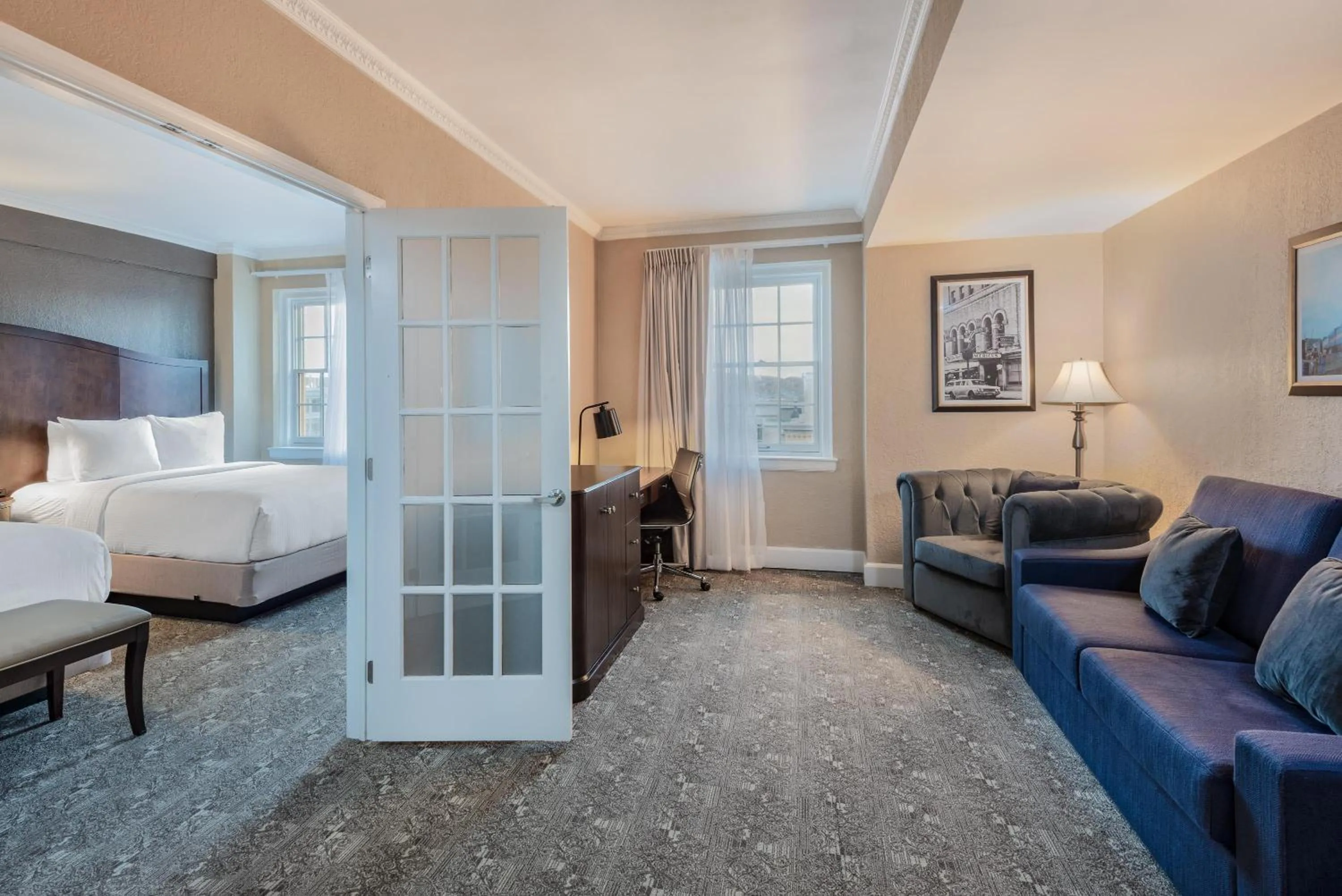 Photo of the whole room, Bed in The Americus Hotel, Unscripted by Hyatt