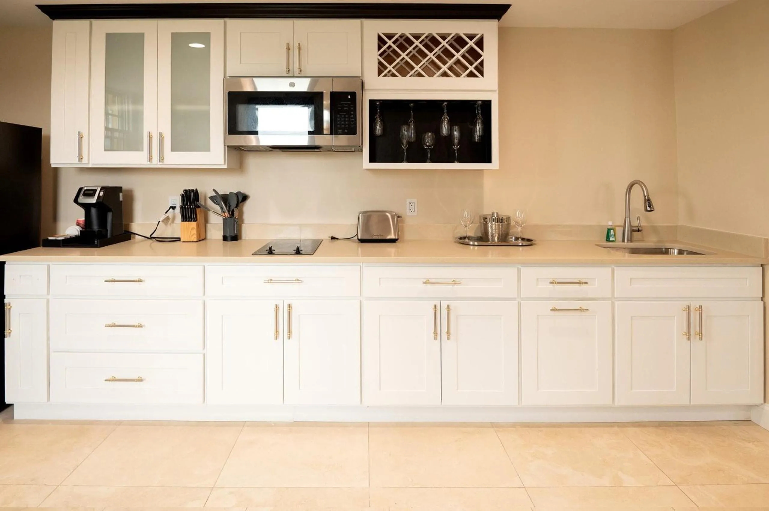 Kitchen or kitchenette in The Americus Hotel, Trademark Collection by Wyndham