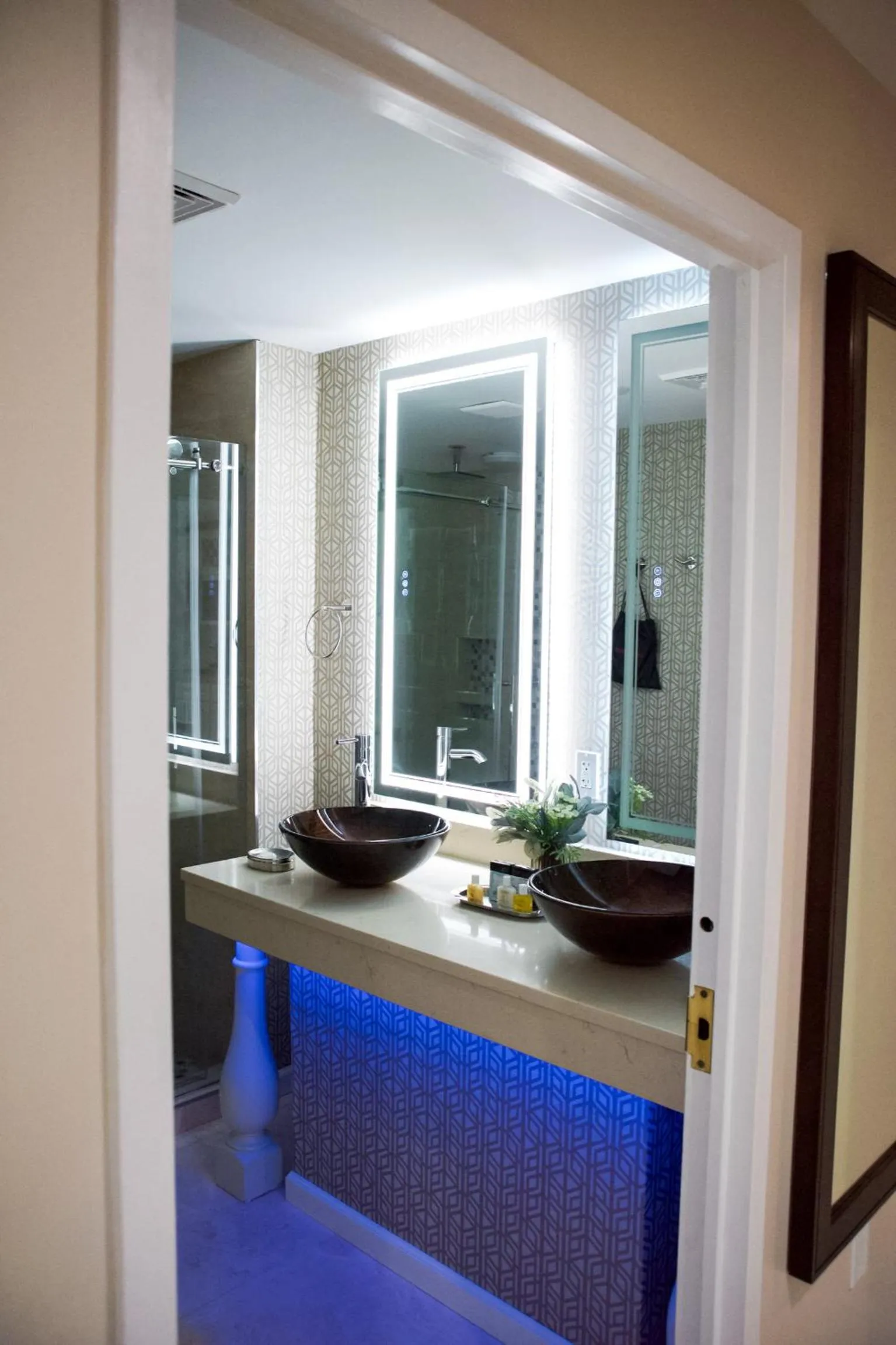 Bathroom in The Americus Hotel, Trademark Collection by Wyndham