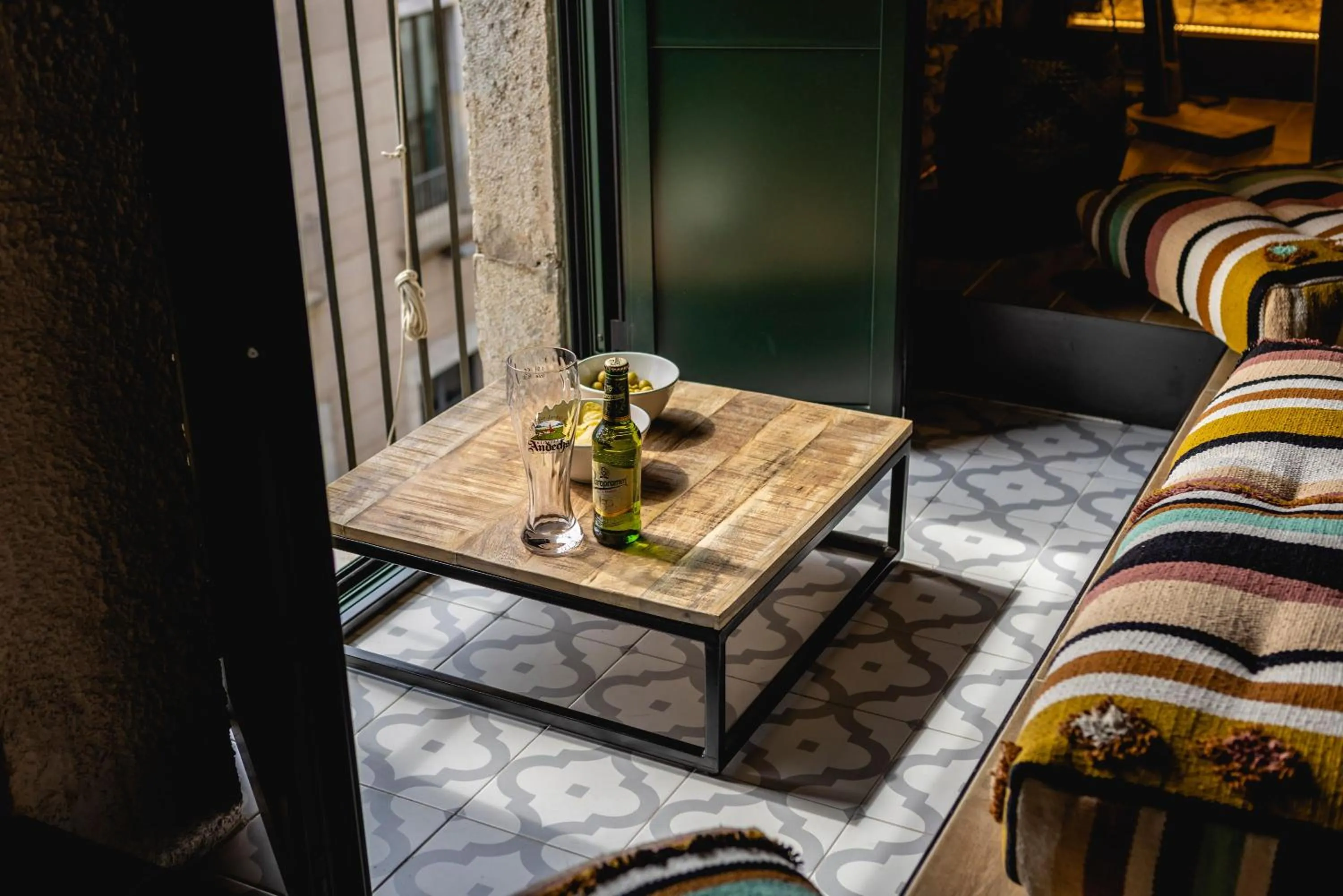 Seating area, Bed in Bravissimo Plaça del Vi, Design Penthouse