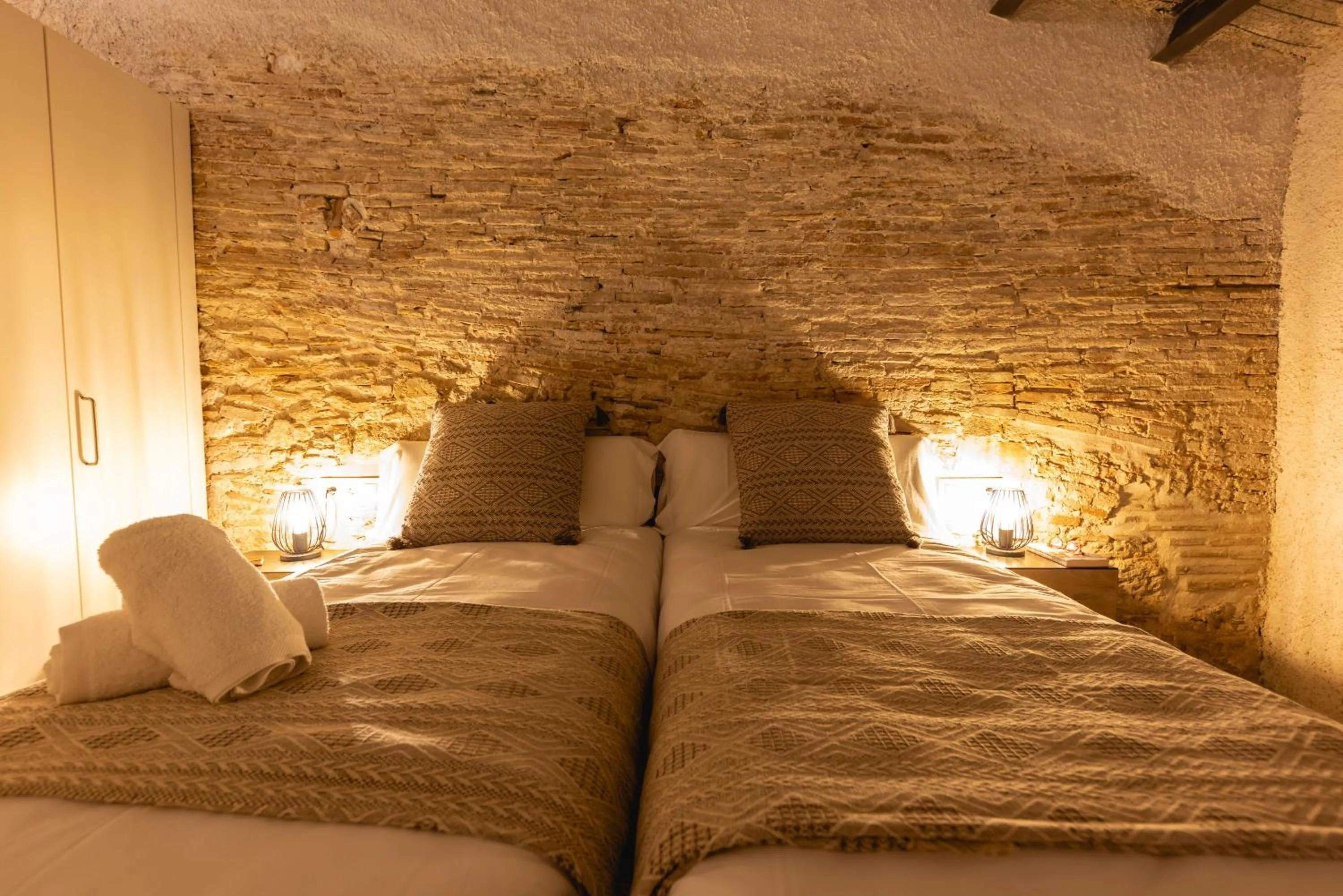 Bed in Bravissimo Plaça del Vi, Design Penthouse