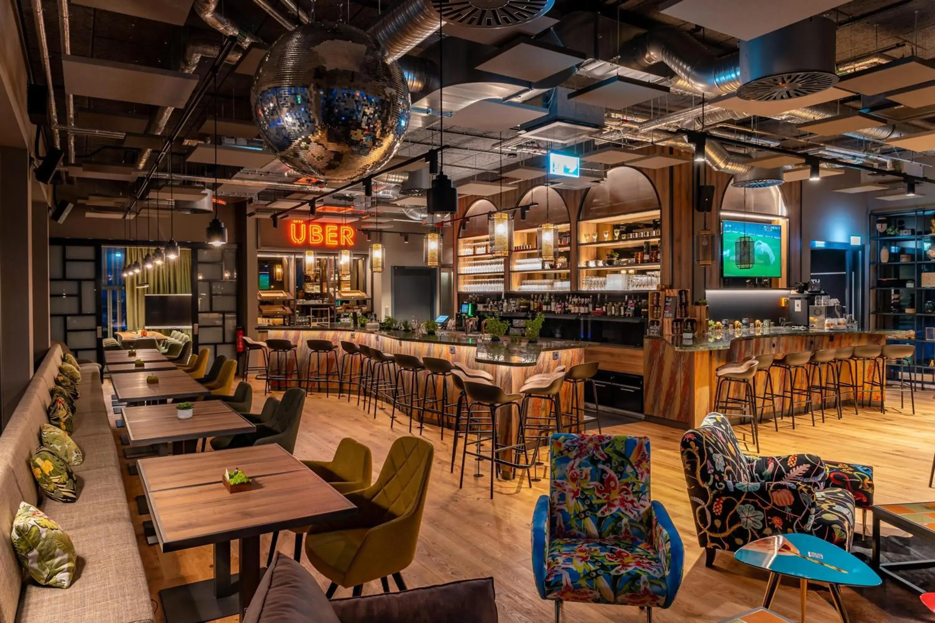 Restaurant/places to eat in Me and All Hotel ulm, by Hyatt Restaurant/places to eat in Me and All Hotel ulm, by Hyatt