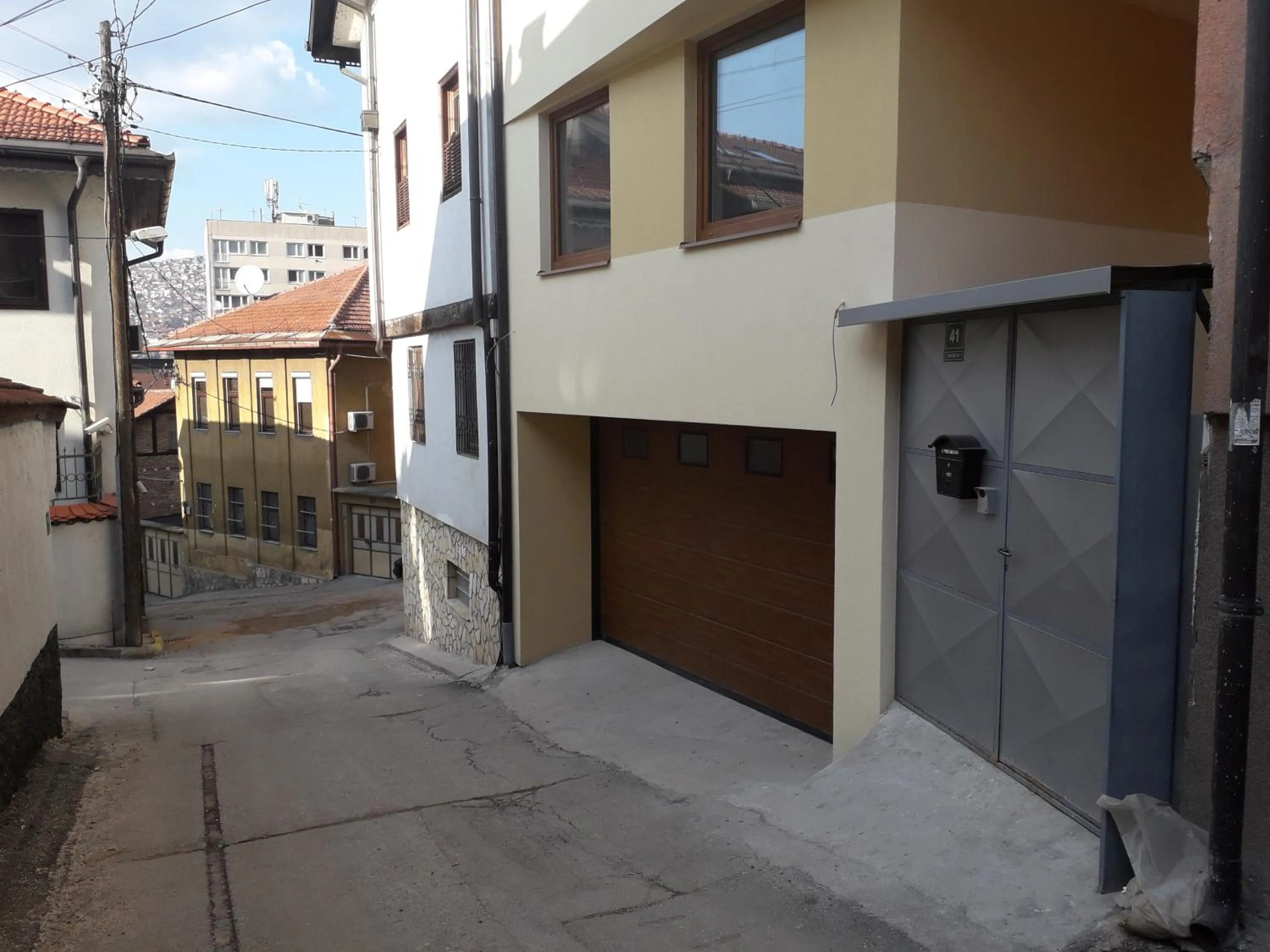 Two-Bedroom Standard Apartment in Mahala Apartments - Free Garage
