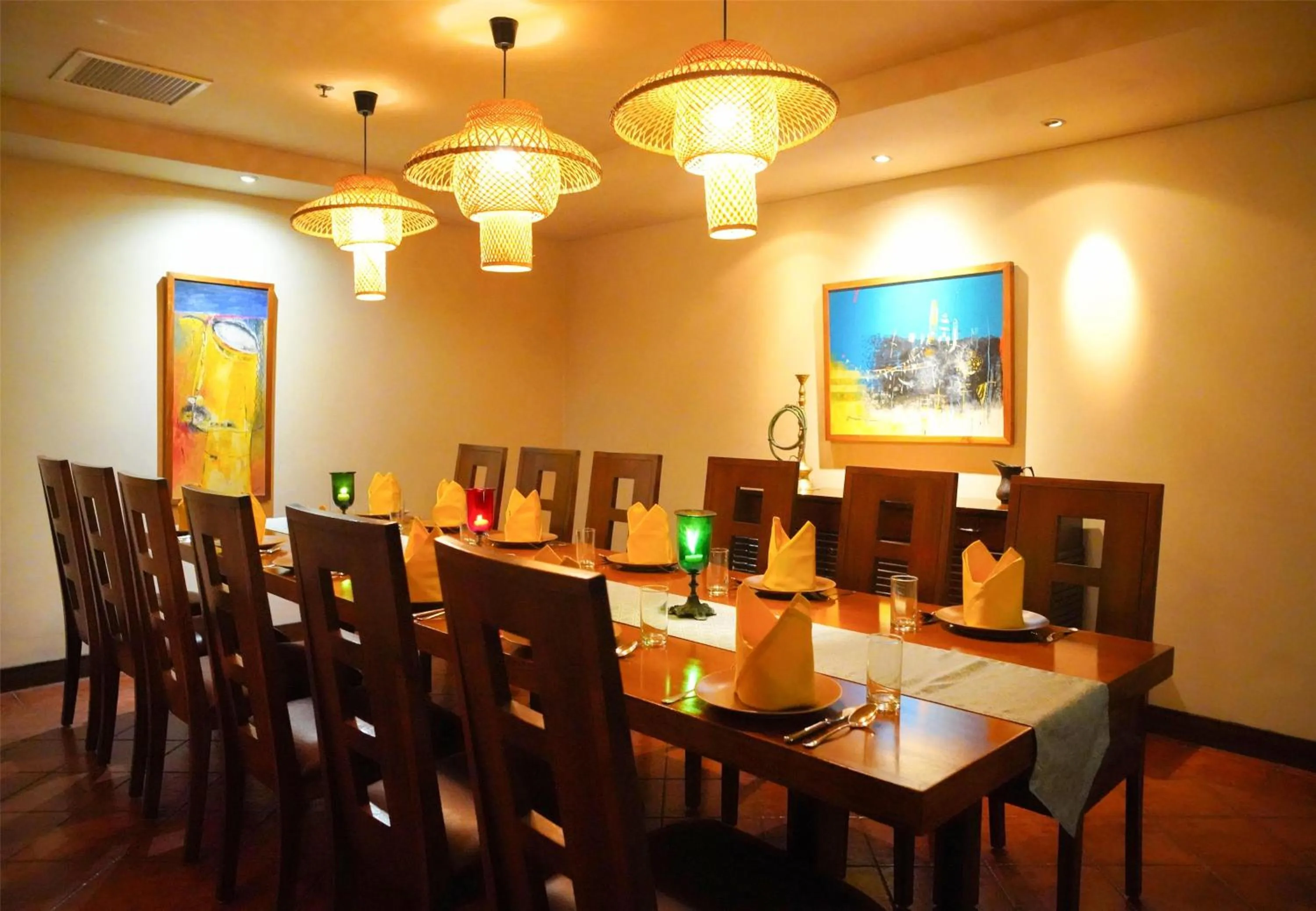 Restaurant/places to eat in Radisson Blu Dhaka Water Garden