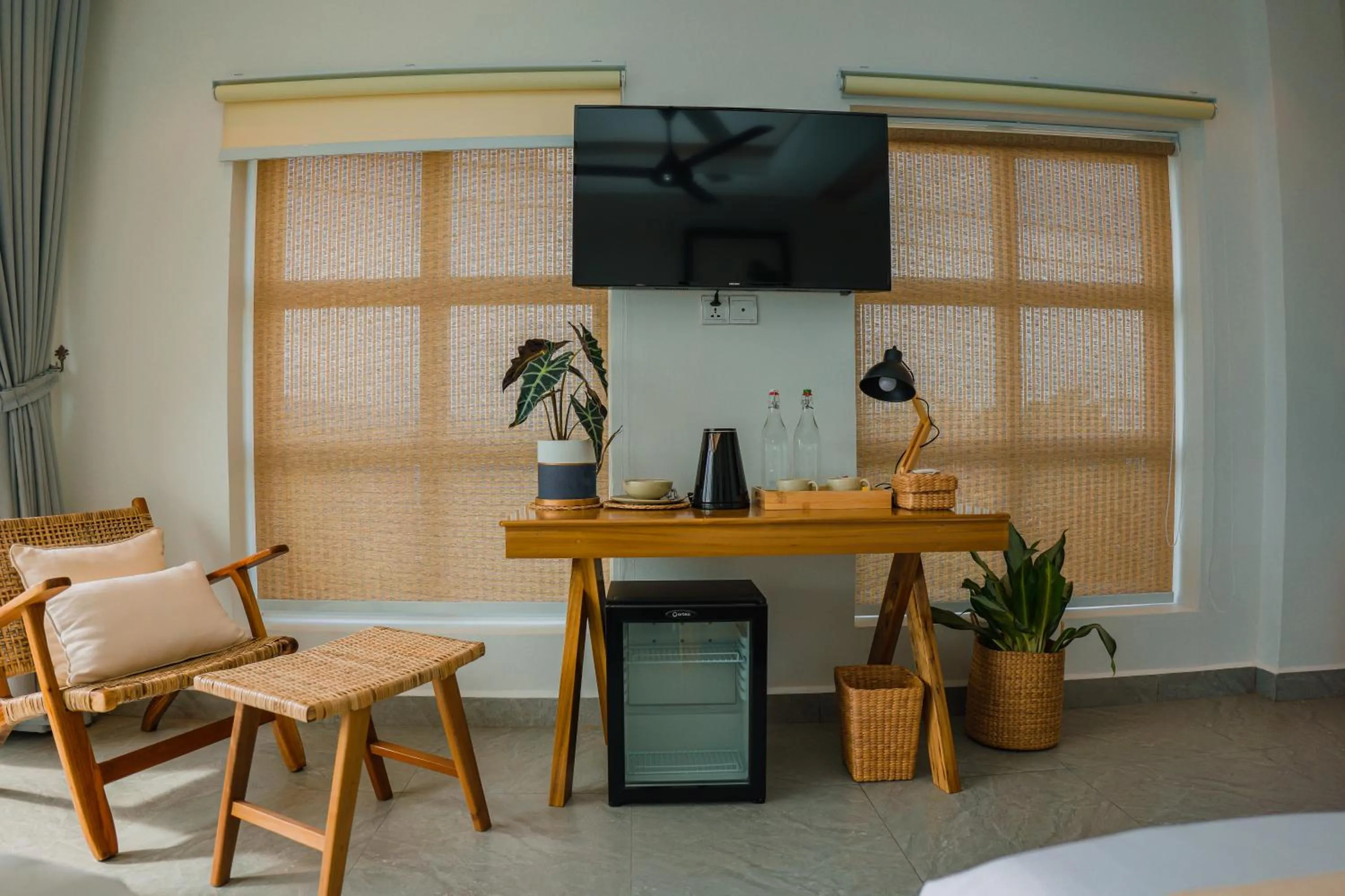 Communal lounge/ TV room in Montagne Boutique