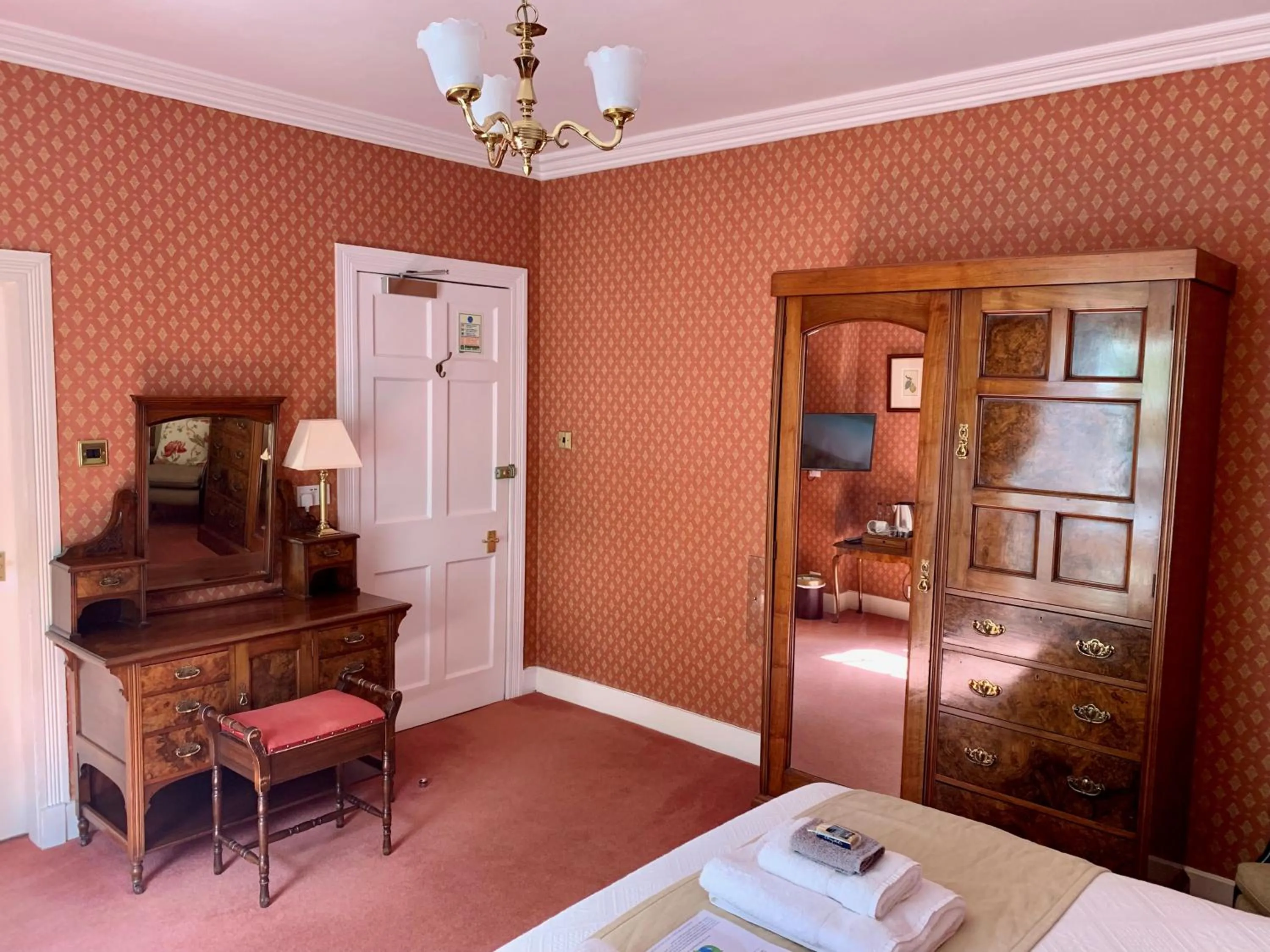 Bedroom, Bed in The Manor House