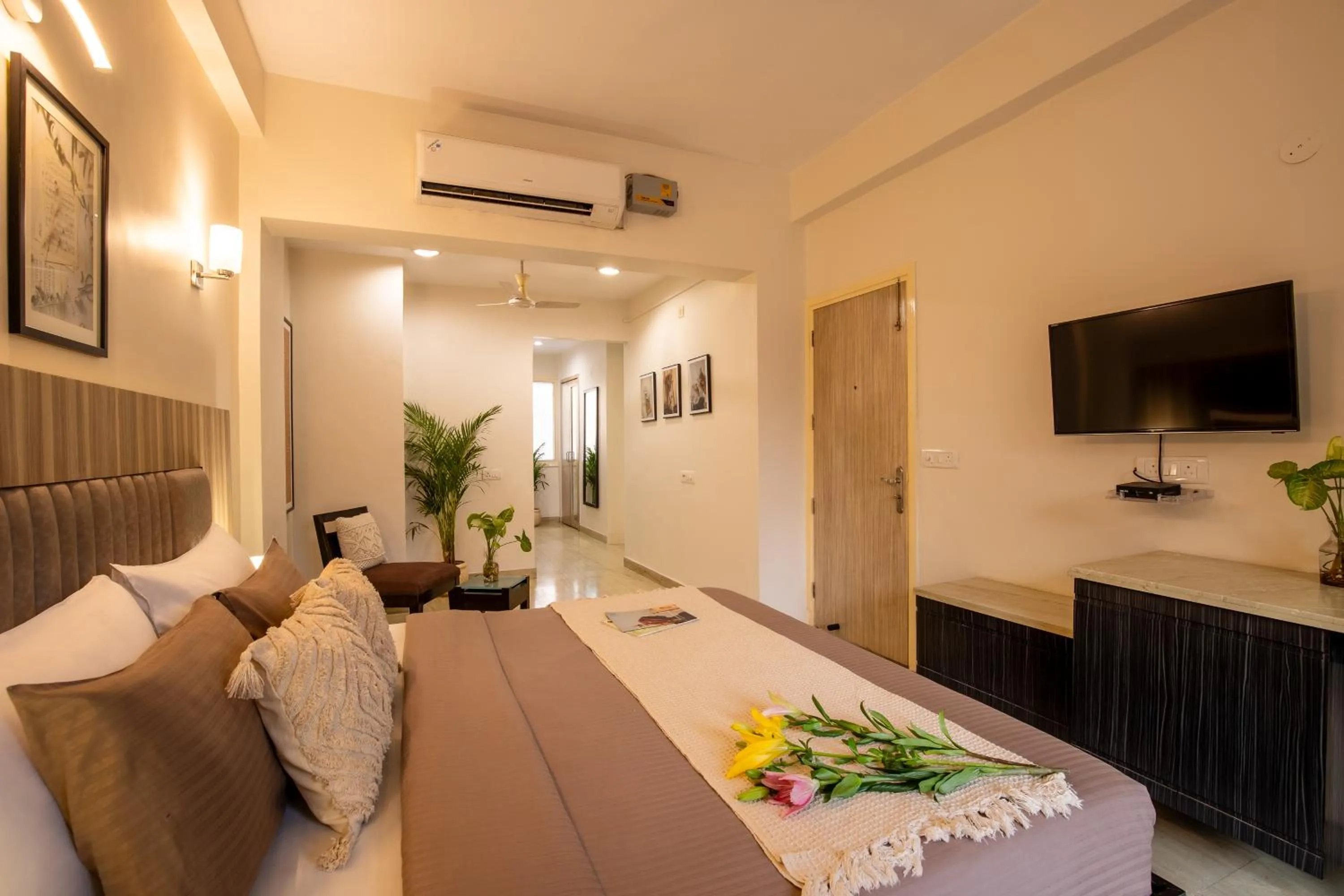 Bed in BedChambers Serviced Apartments, Sector 40