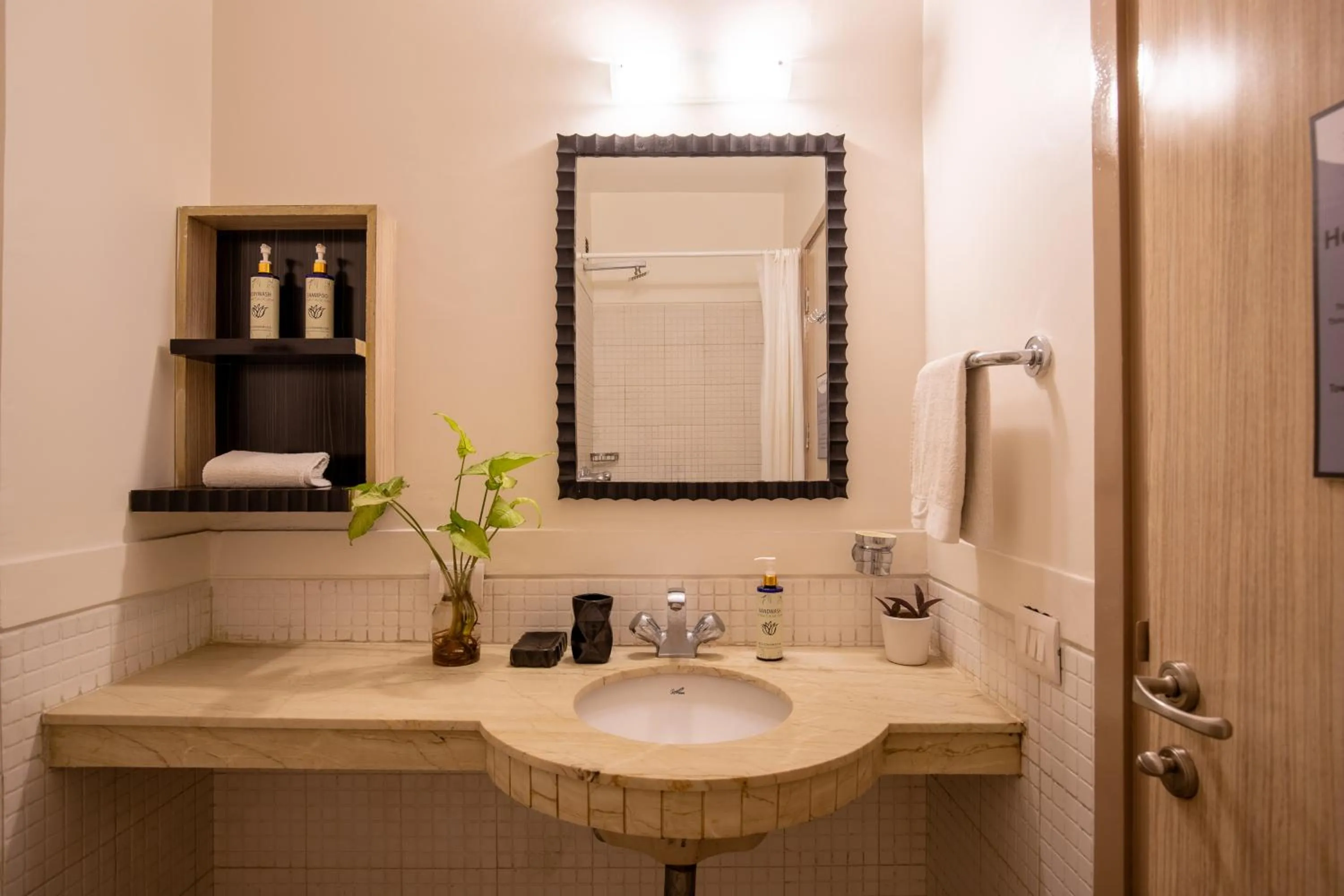 Bathroom in BedChambers Serviced Apartments, Sector 40