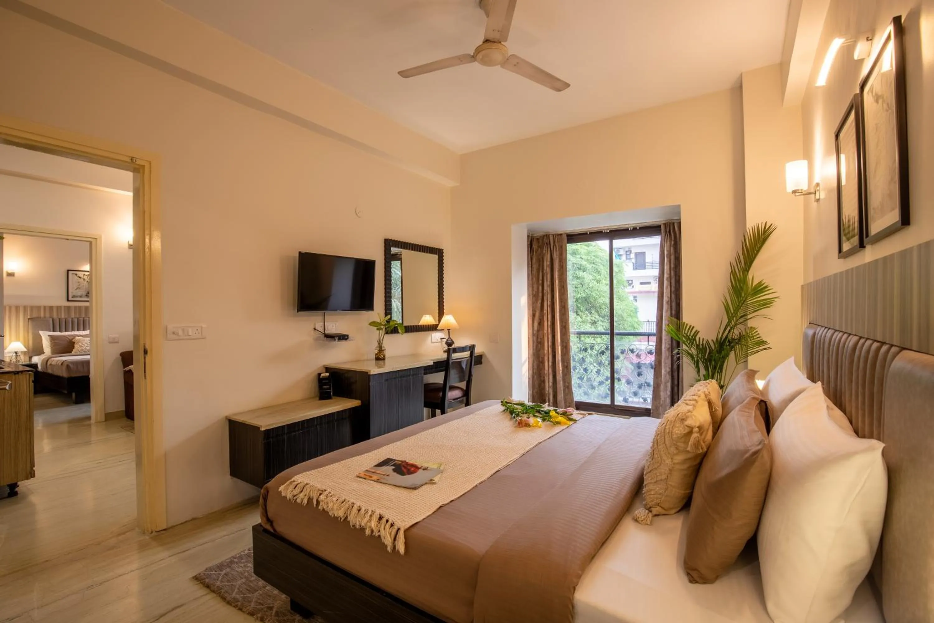 Bed in BedChambers Serviced Apartments, Sector 40