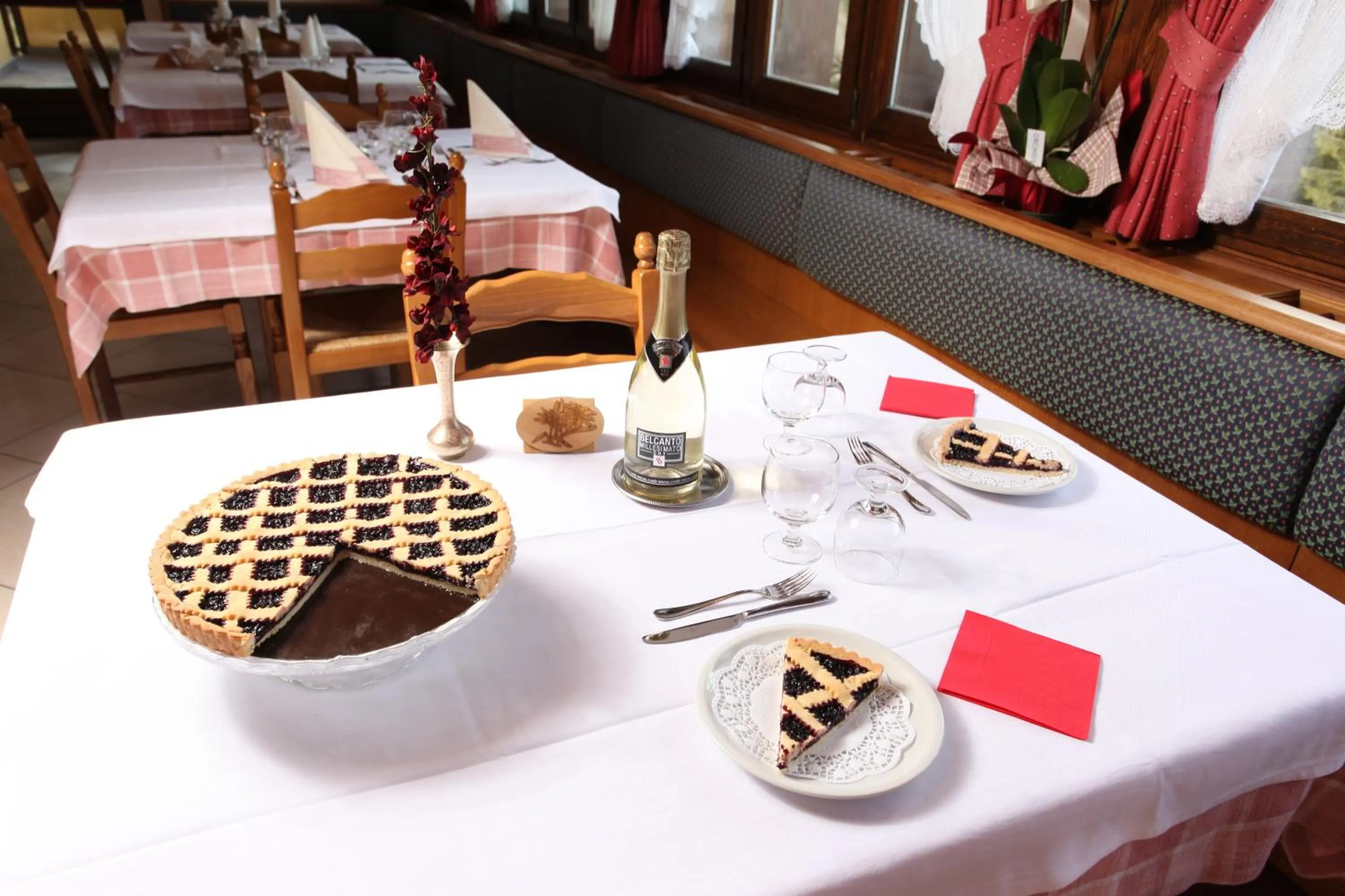 Restaurant/places to eat in GH Hotel Fratazza