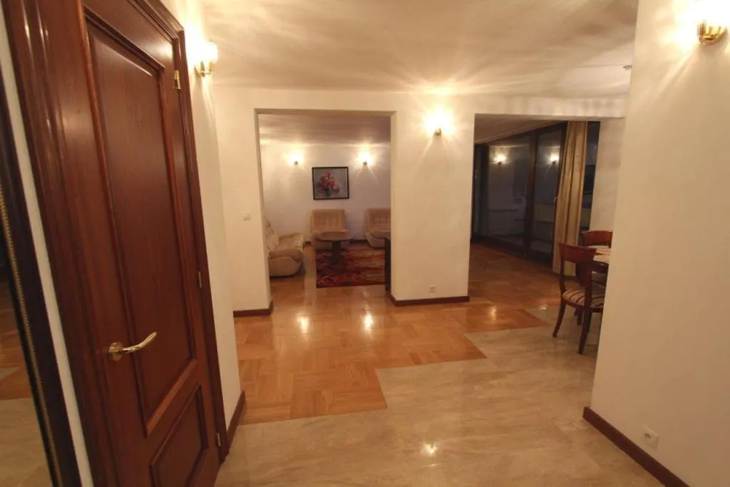 Lobby or reception in Apartment Nowiniarska near the Old Town