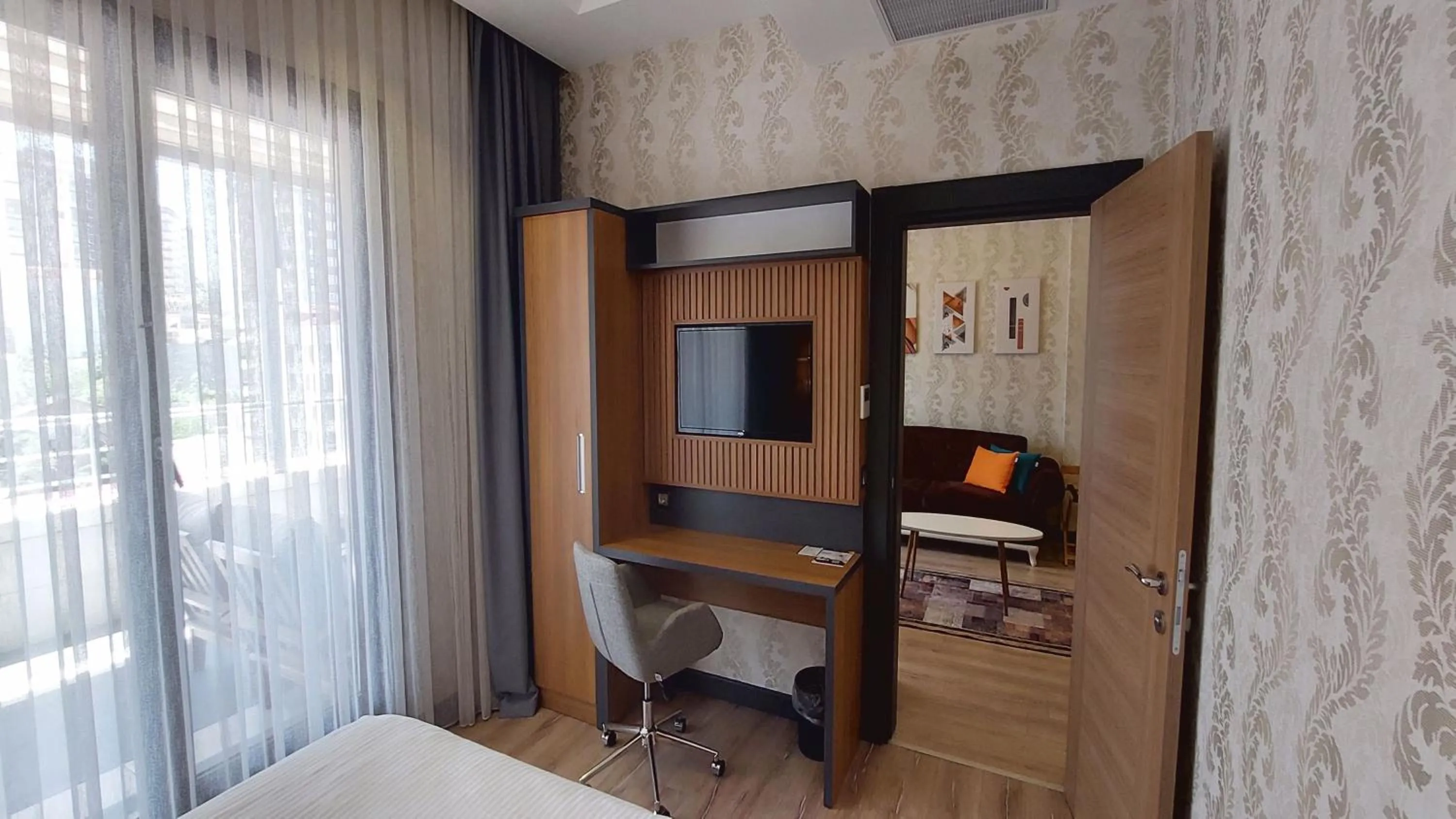 Photo of the whole room, Bed in Holiday Inn - Trabzon-East by IHG