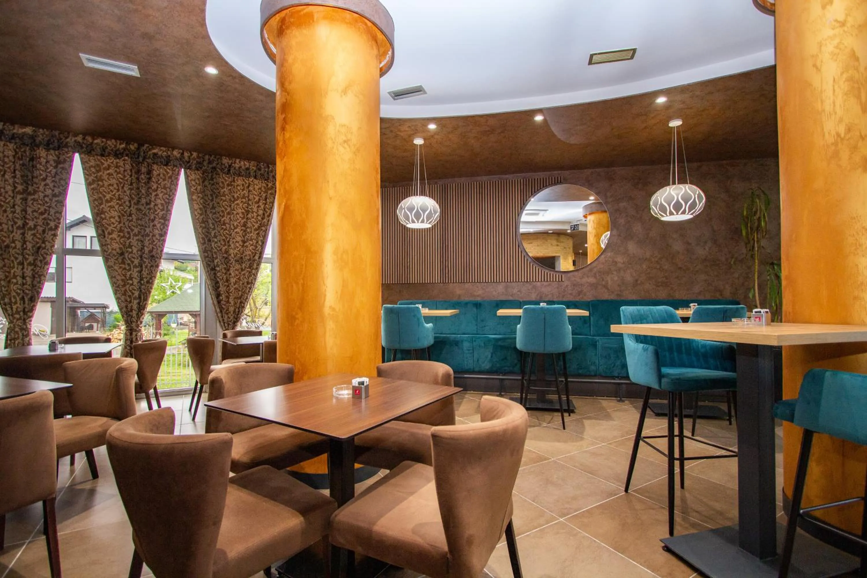 Lounge or bar in Hotel Grand