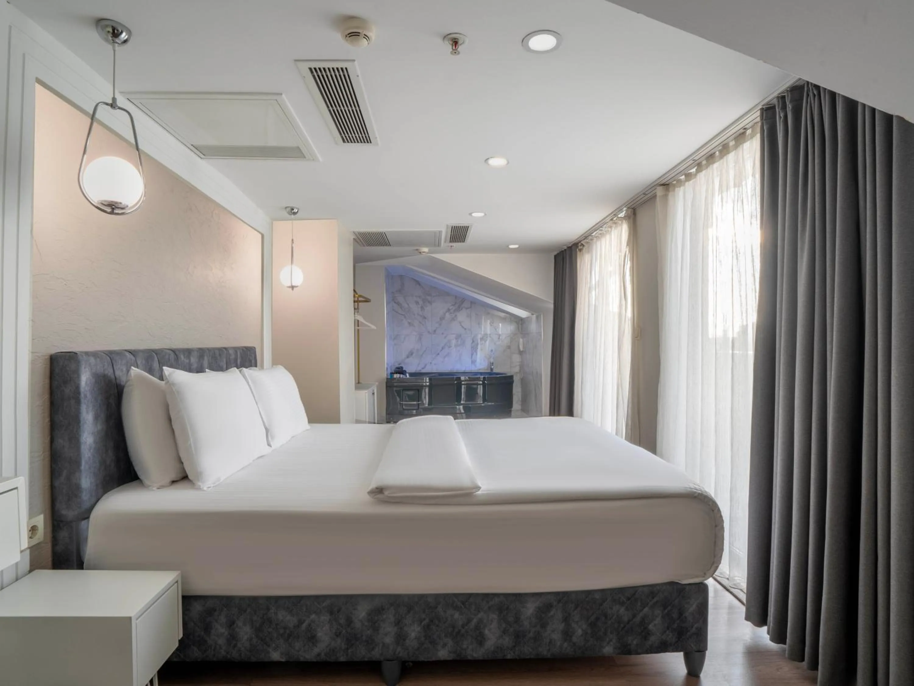 Photo of the whole room, Bed in Actuel Life Hotels - Special Class