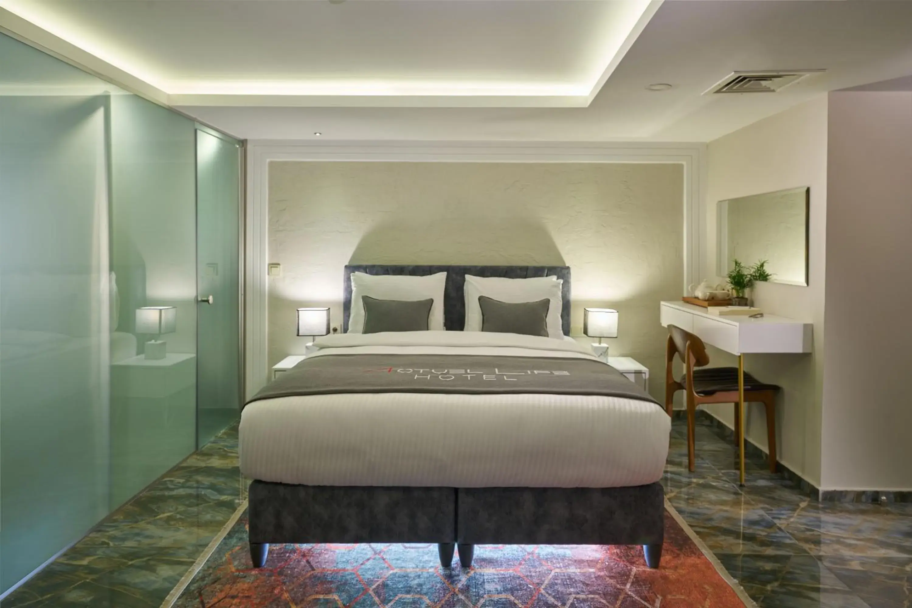 Photo of the whole room, Bed in Actuel Life Hotels - Special Class Photo of the whole room, Bed in Actuel Life Hotels - Special Class