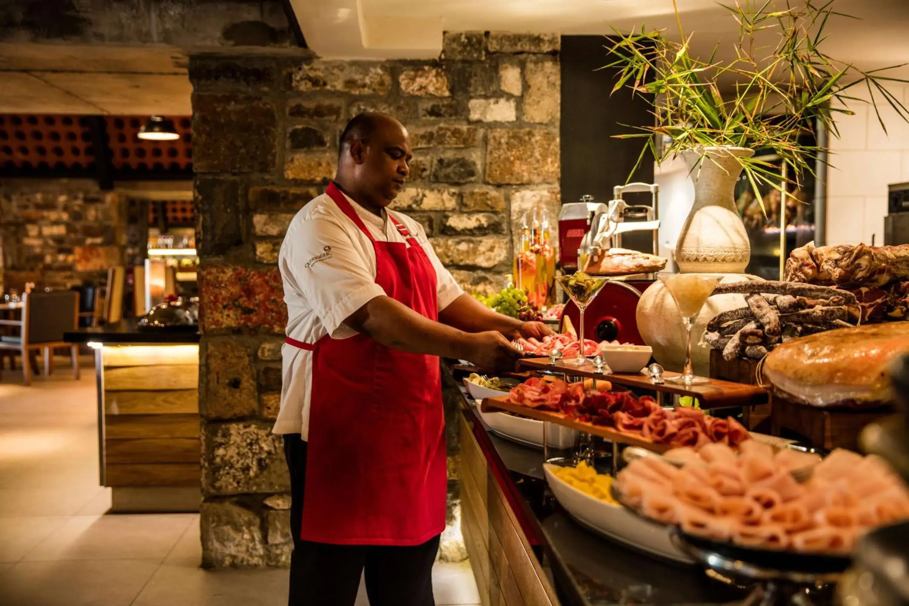 Restaurant/places to eat in Outrigger Mauritius Beach Resort Restaurant/places to eat in Outrigger Mauritius Beach Resort