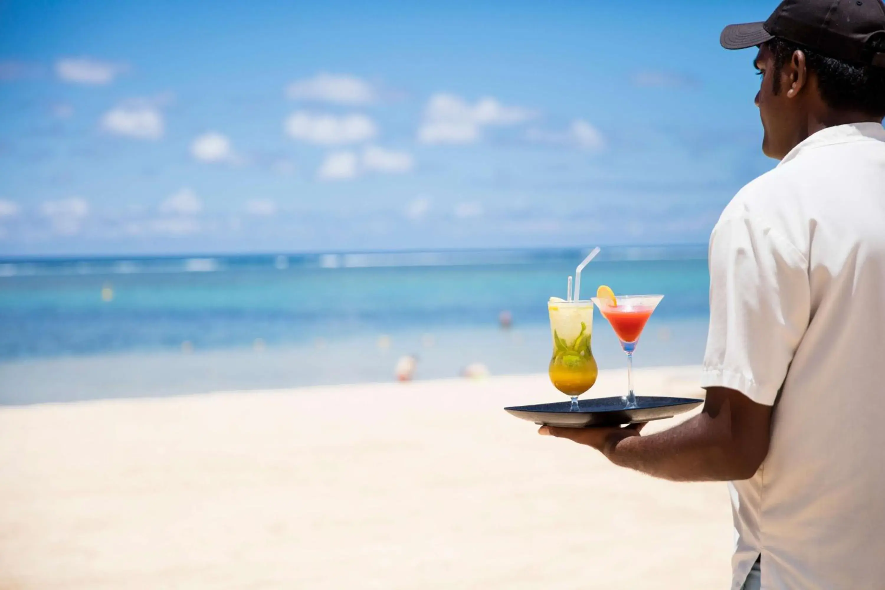 Lounge or bar in Outrigger Mauritius Beach Resort Lounge or bar in Outrigger Mauritius Beach Resort