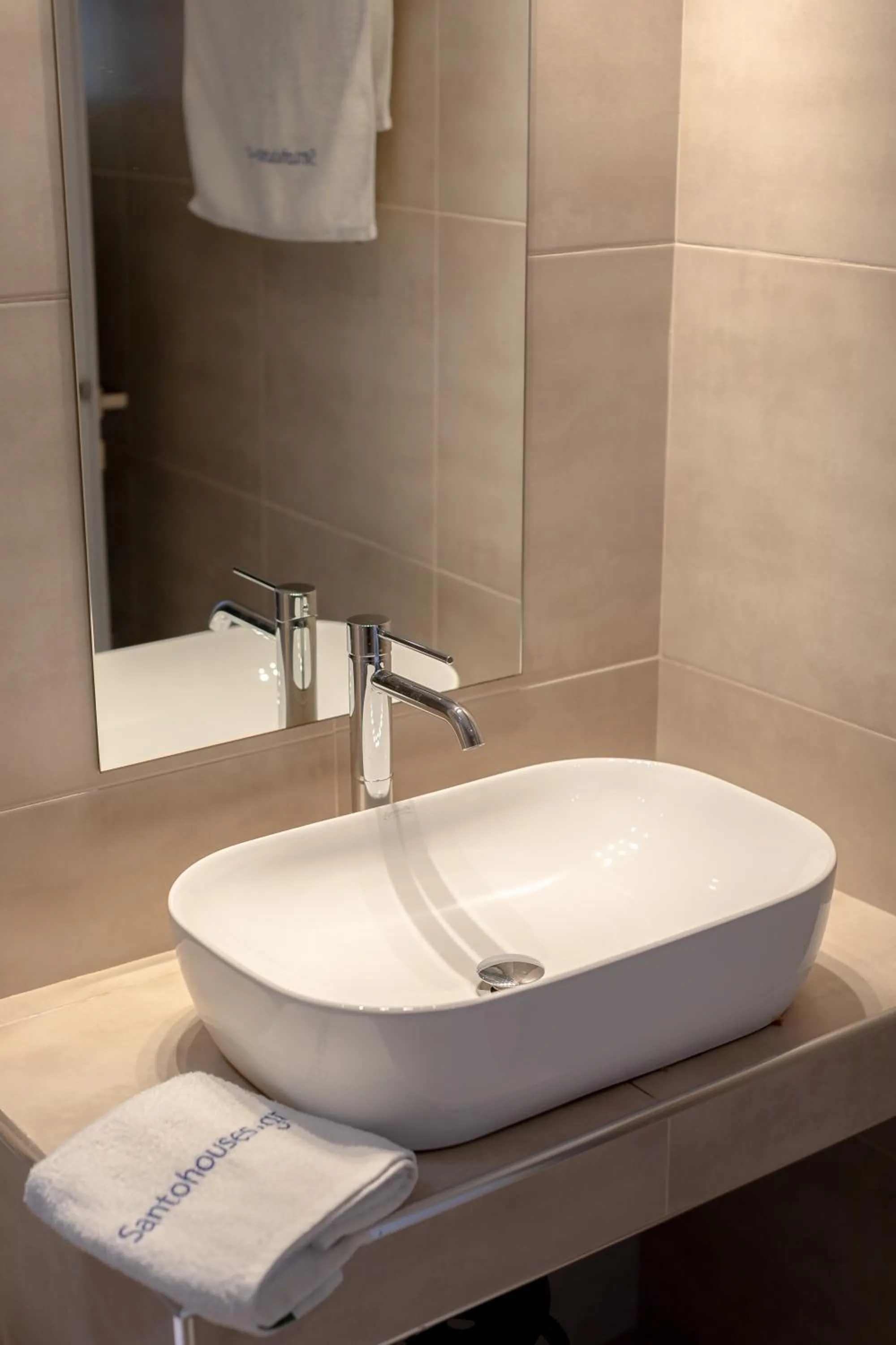 Bathroom in NEOKLASSIKO KOUKOULI