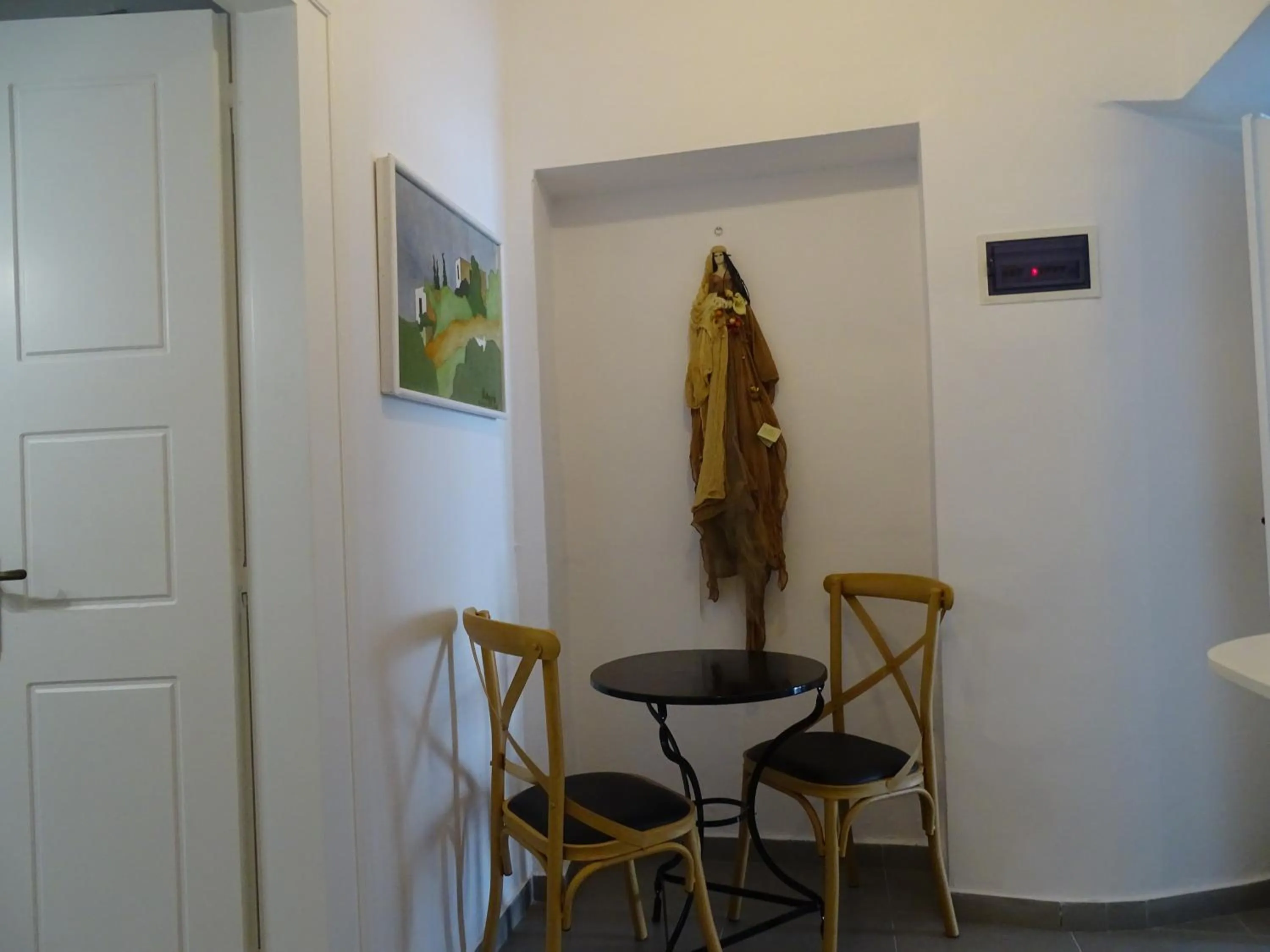 Seating area in NEOKLASSIKO KOUKOULI