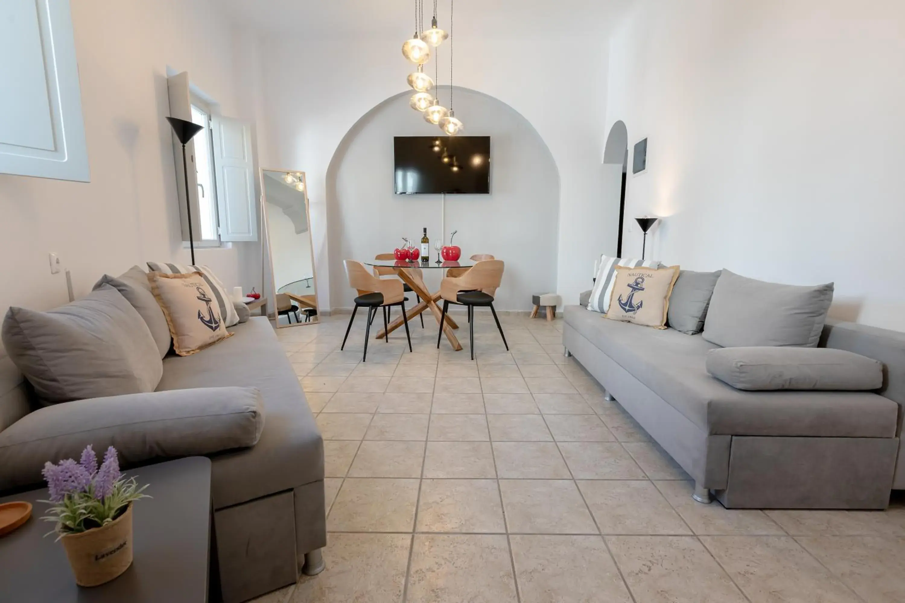 Family Room in NEOKLASSIKO KOUKOULI Family Room in NEOKLASSIKO KOUKOULI