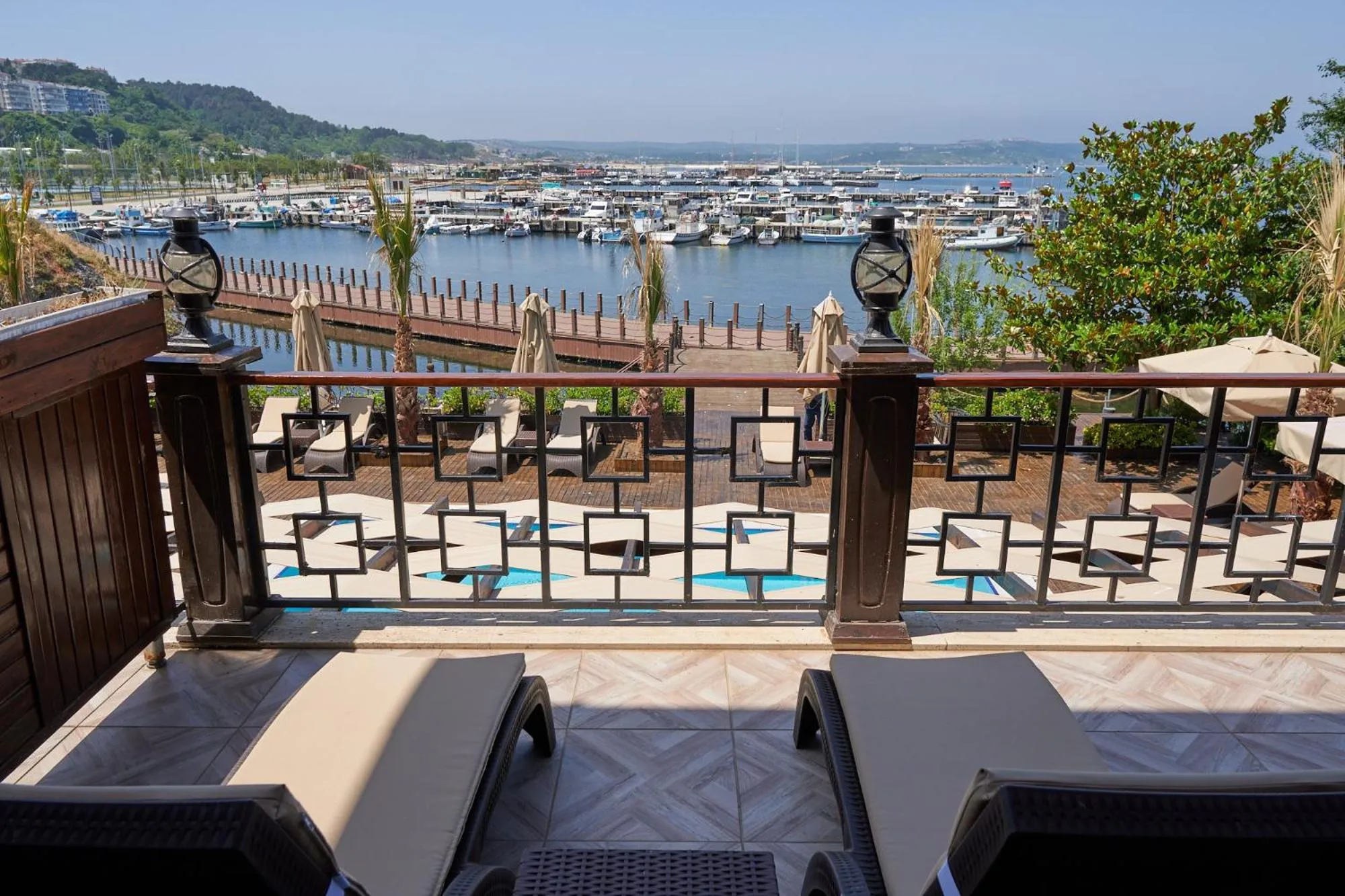 Balcony/Terrace in Phellos Suites Boutique Hotel