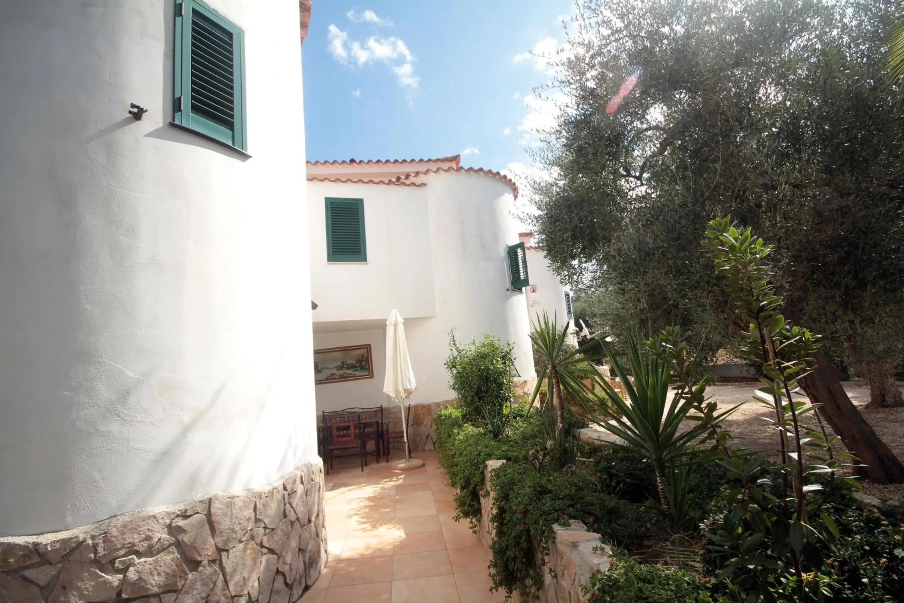 Facade/entrance in Casa Masseria Le Ville