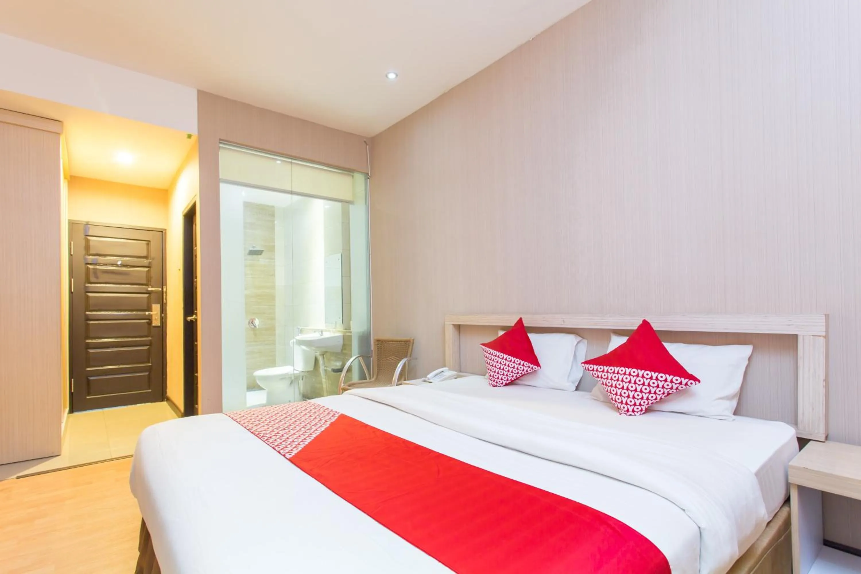 Bedroom in OYO 663 Hotel Sejati
