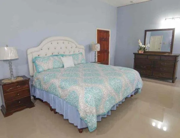 Bedroom, Bed in Dela de-Rose Guest House Negril Jamaica