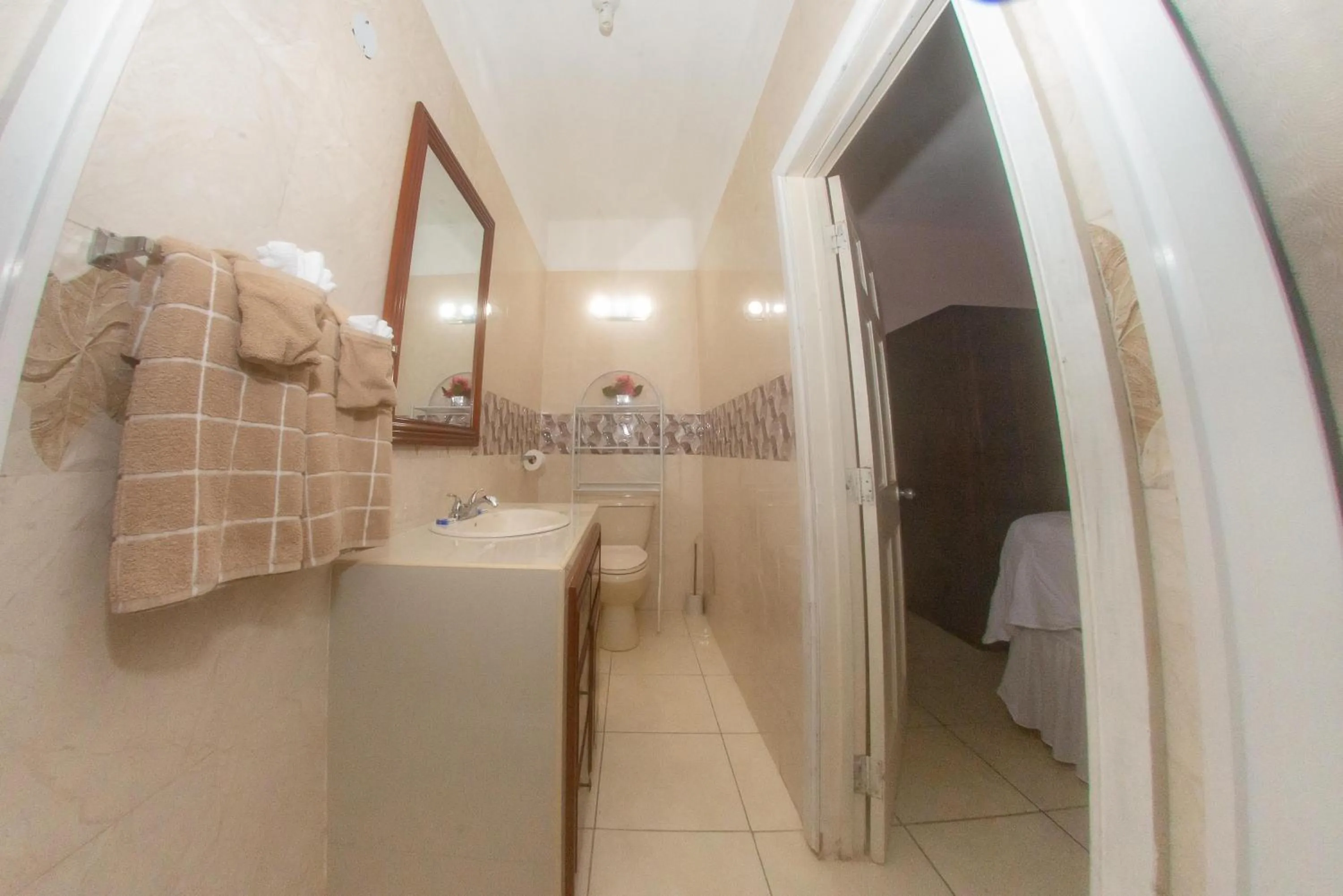 Dela de-Rose Guest House Negril Jamaica