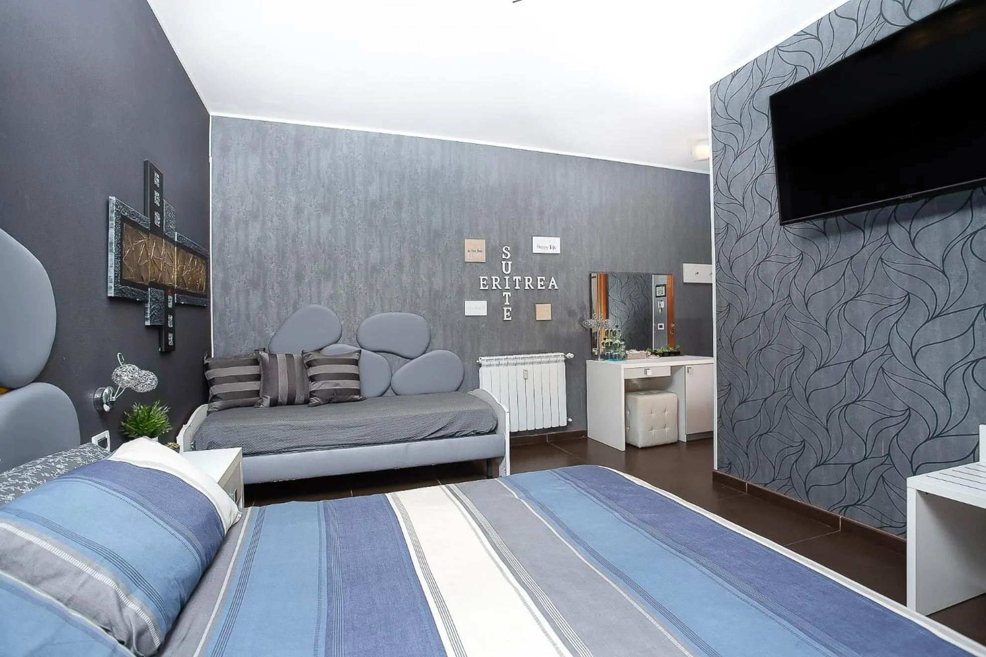 Bed in Eritrea Suite