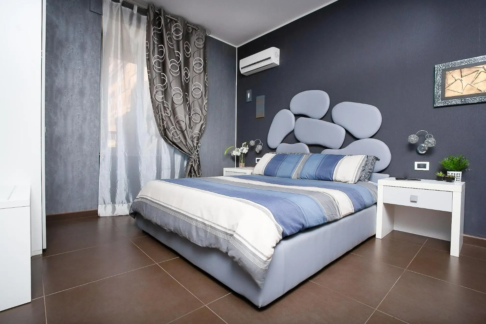 Bed in Eritrea Suite