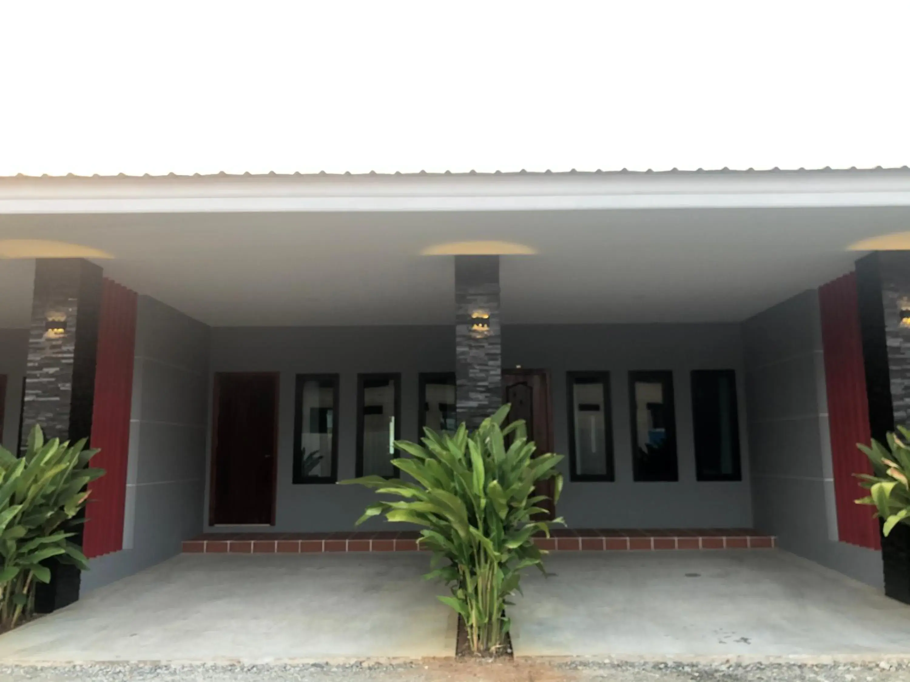 Facade/entrance in Pailin Place Facade/entrance in Pailin Place