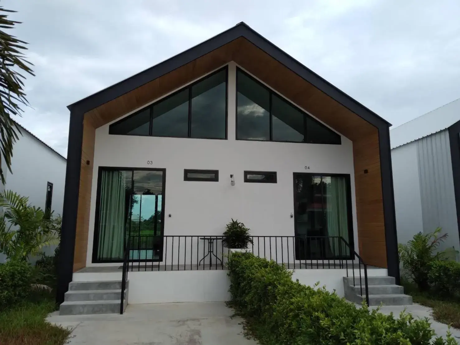 Facade/entrance in Pailin Place Facade/entrance in Pailin Place