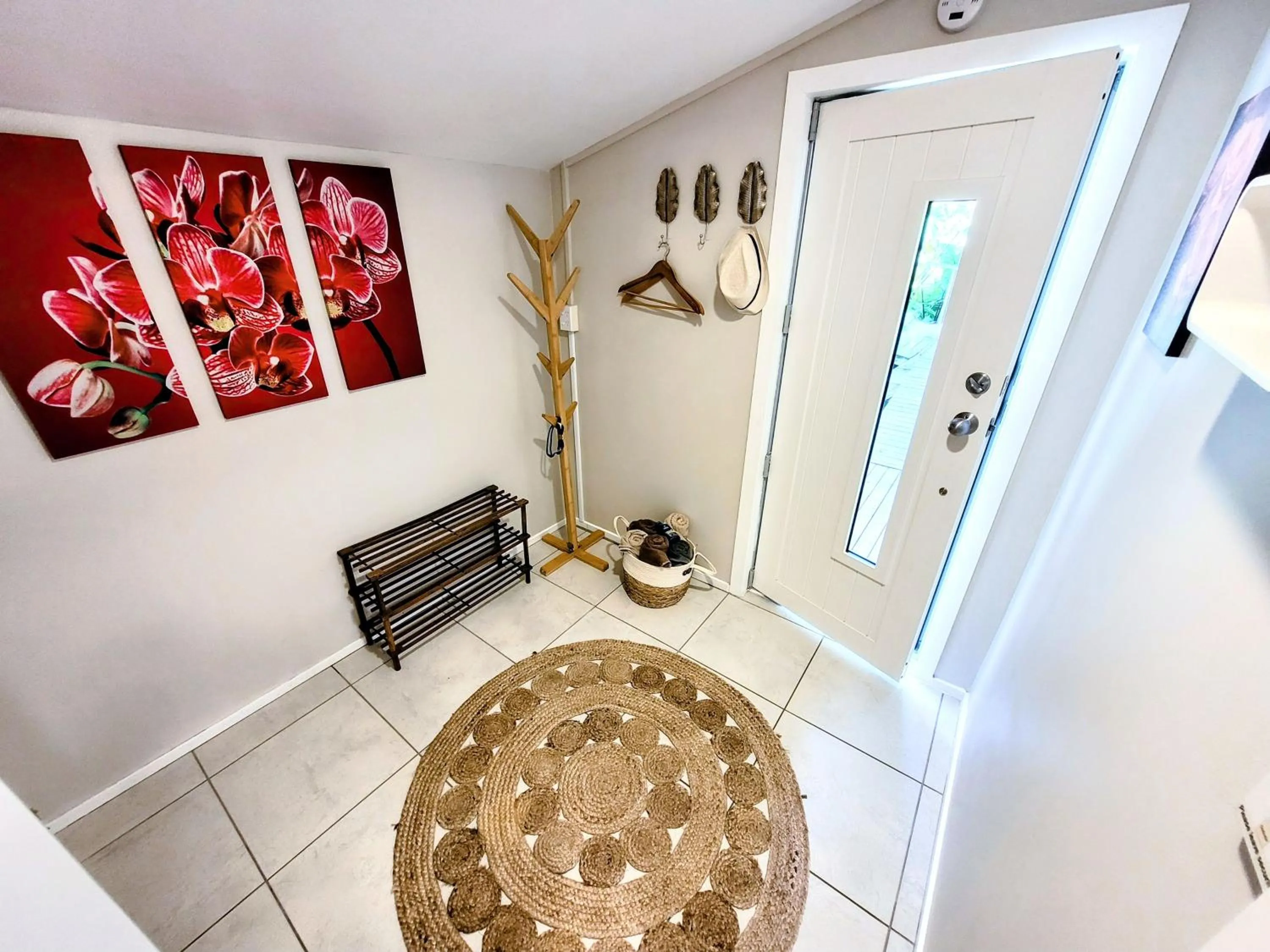 Unique Estuary & Bird Apartment in Te Haumi Paihia