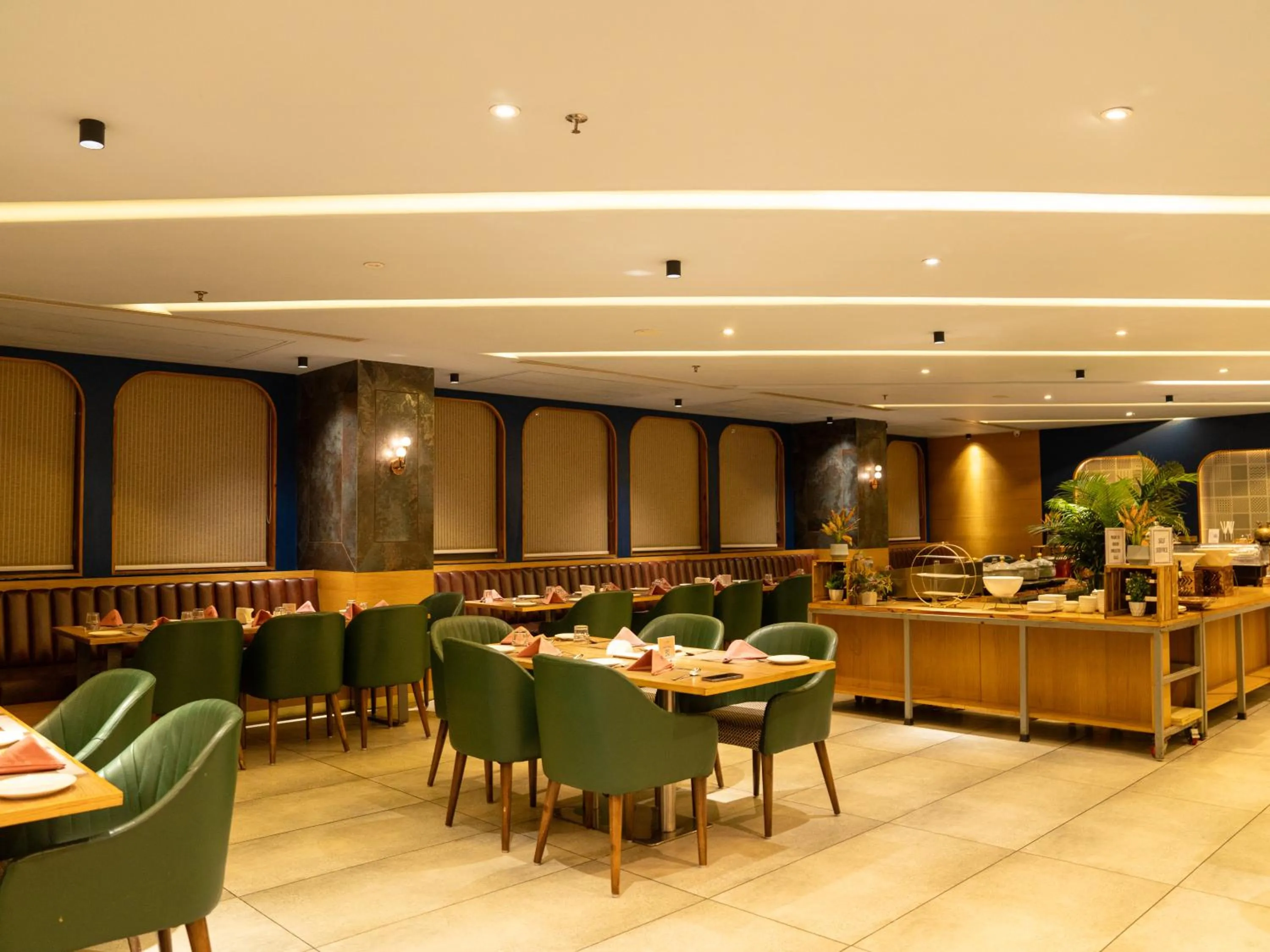 Pinnacle Grand Hotel