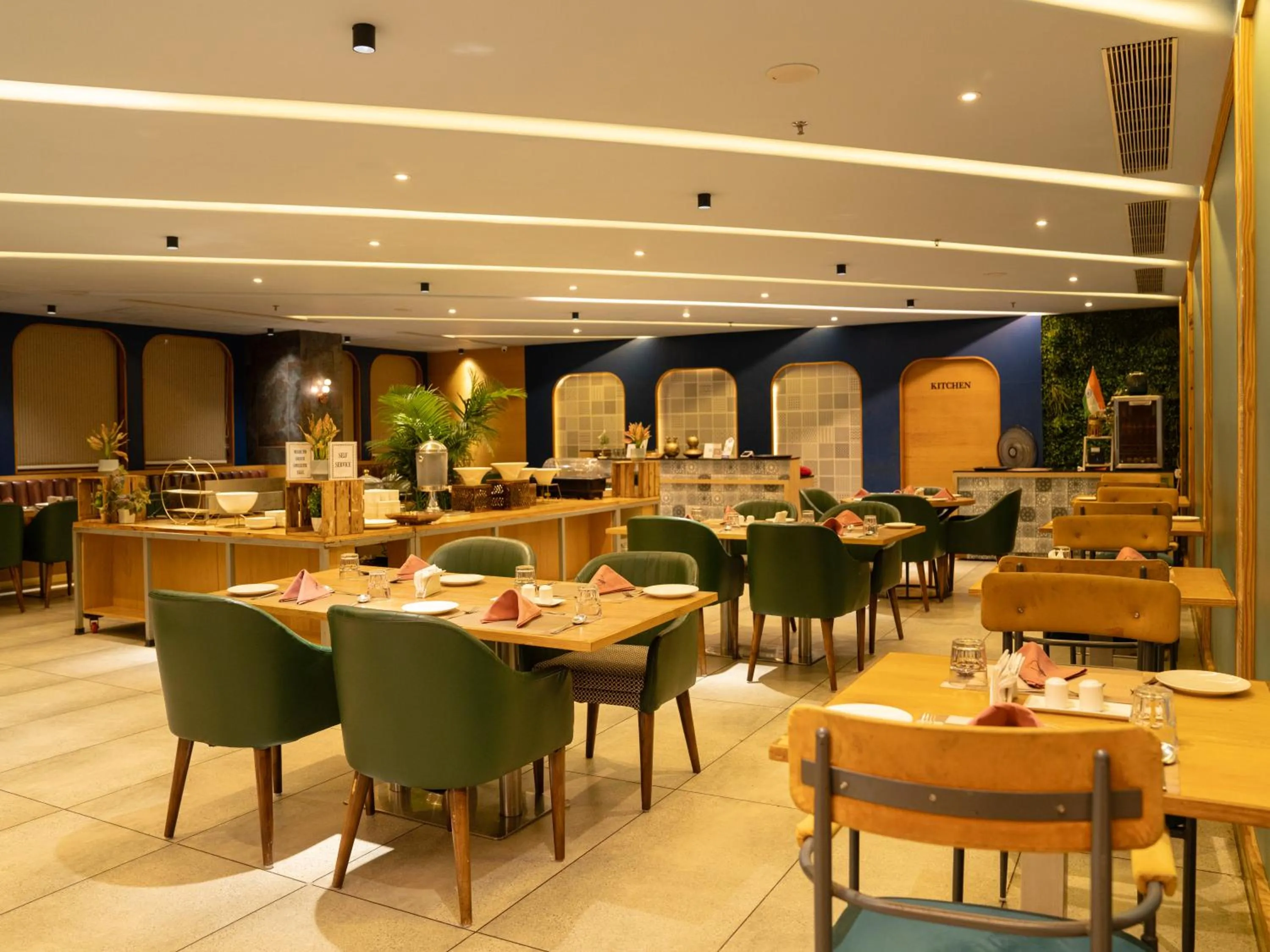 Pinnacle Grand Hotel