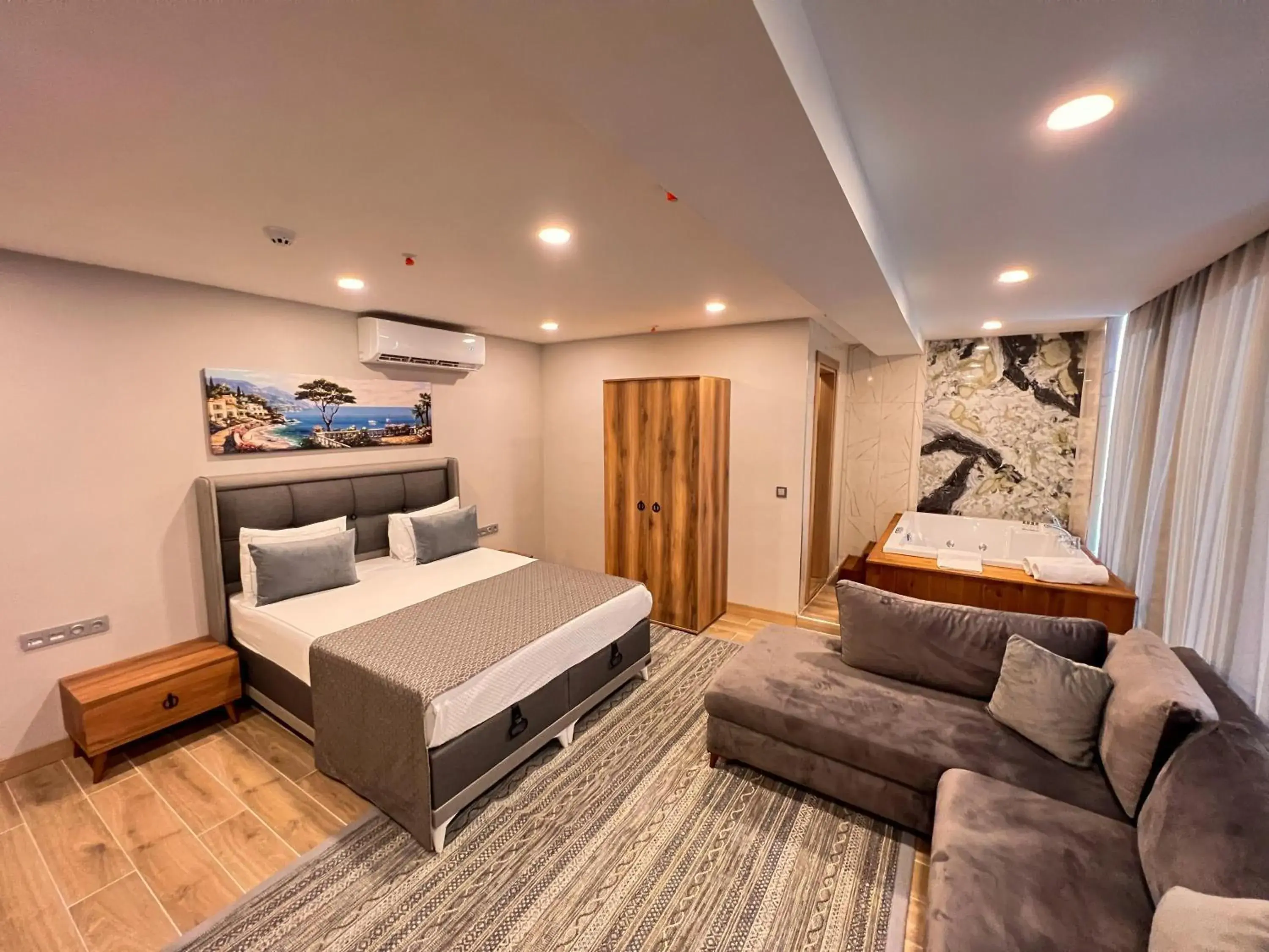 Bed in Old Town Point Hotel & Spa Antalya Bed in Old Town Point Hotel & Spa Antalya