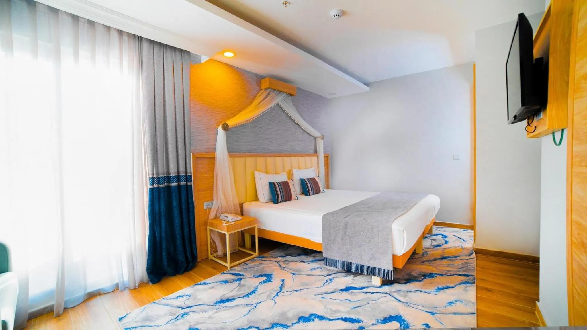 Photo of the whole room, Bed in Old Town Point Hotel & Spa Antalya