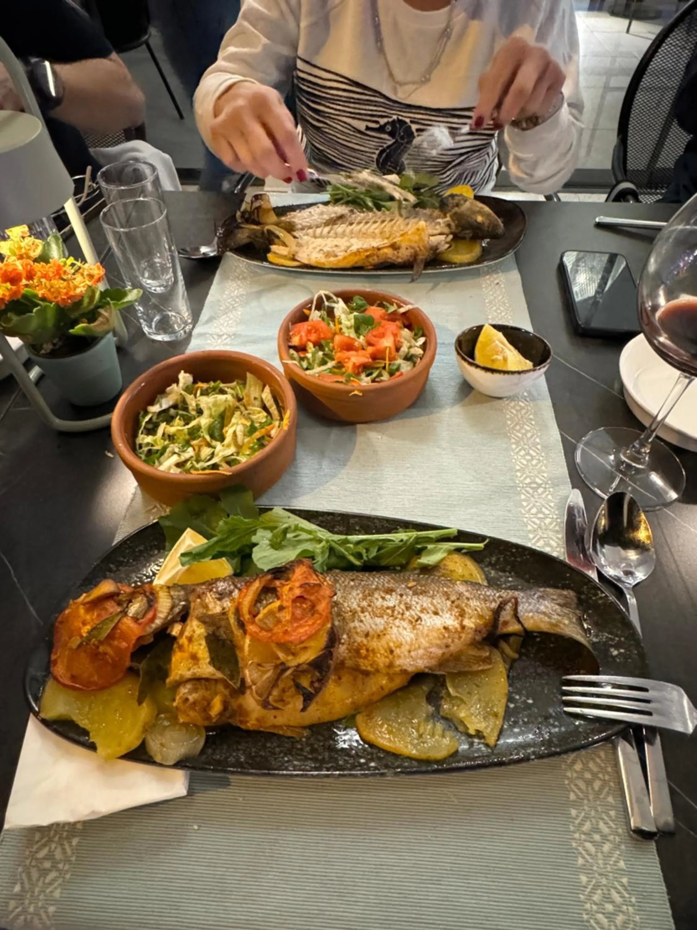 Restaurant/places to eat in Payava Hotel by True Blue