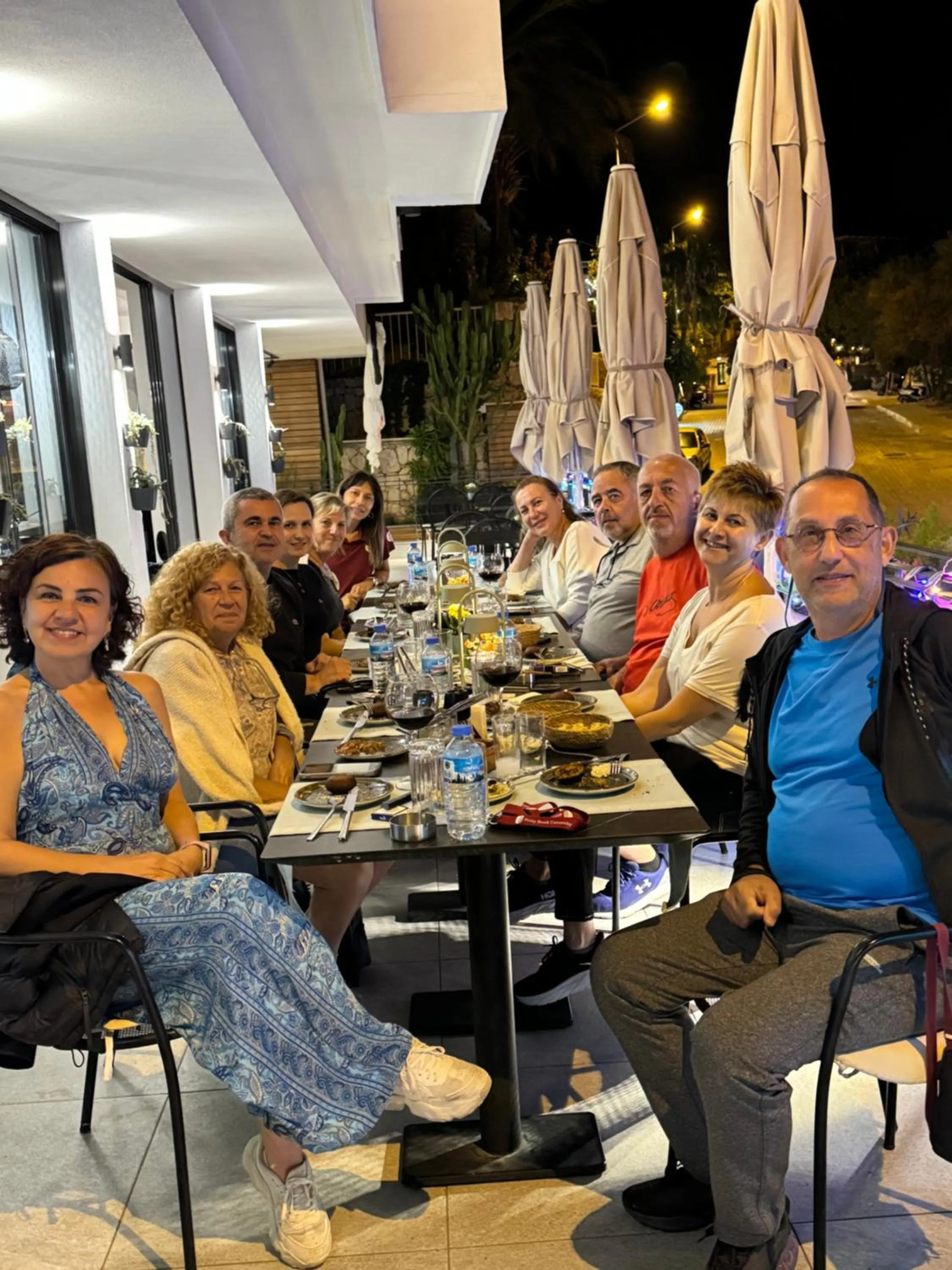 Restaurant/places to eat in Payava Hotel by True Blue