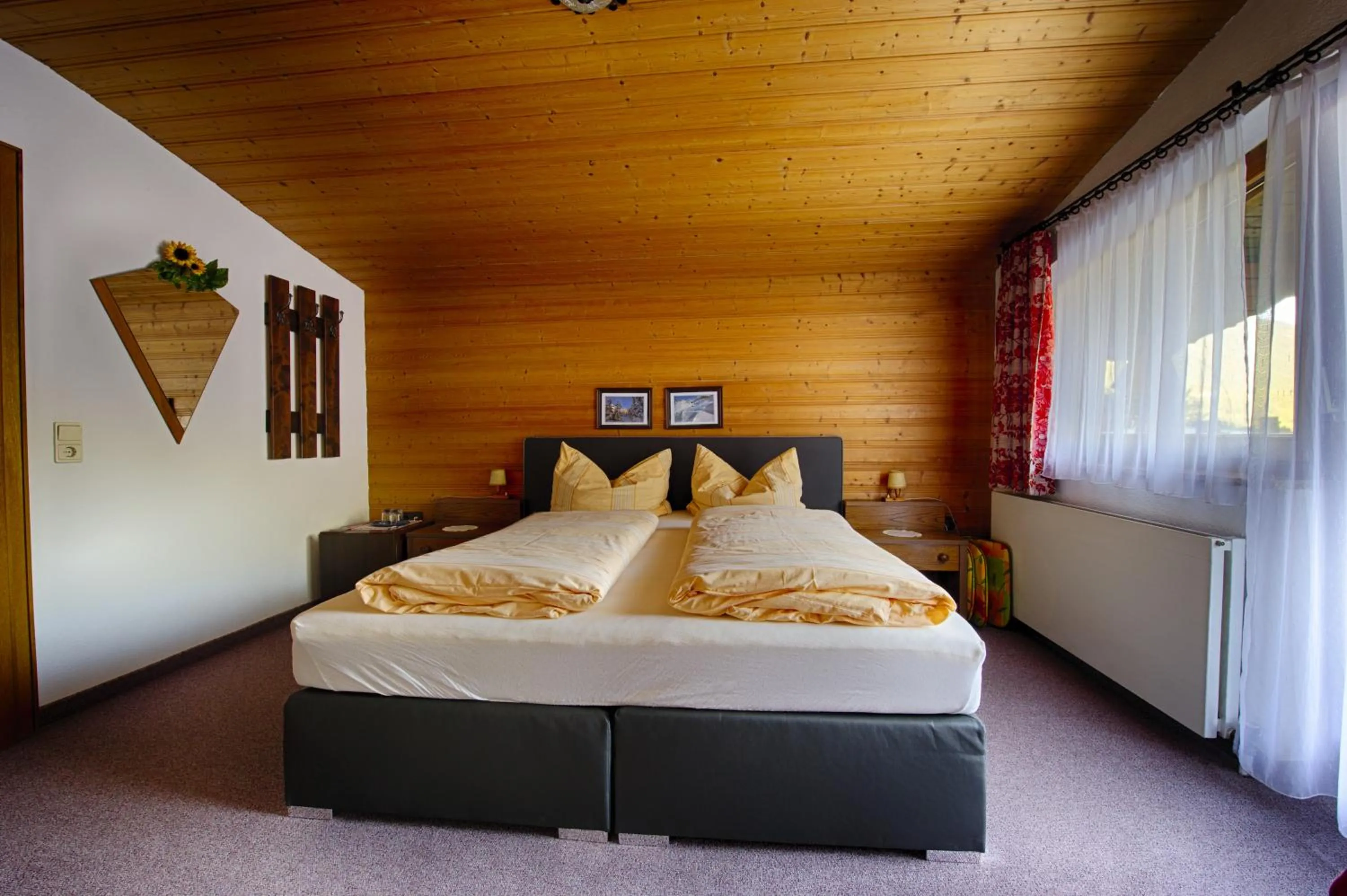 Day, Bed in Garni Fischer