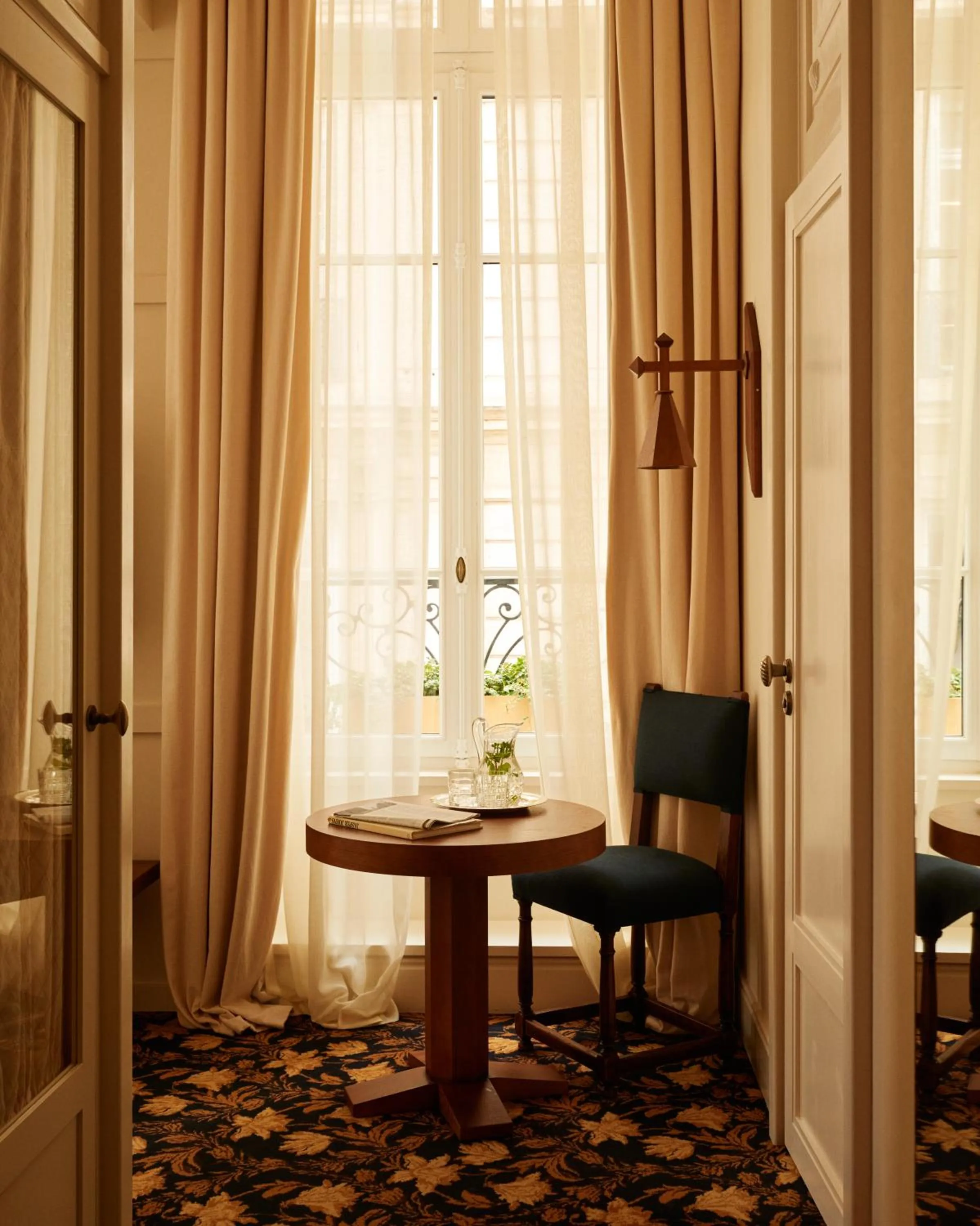 Living room in Château Voltaire