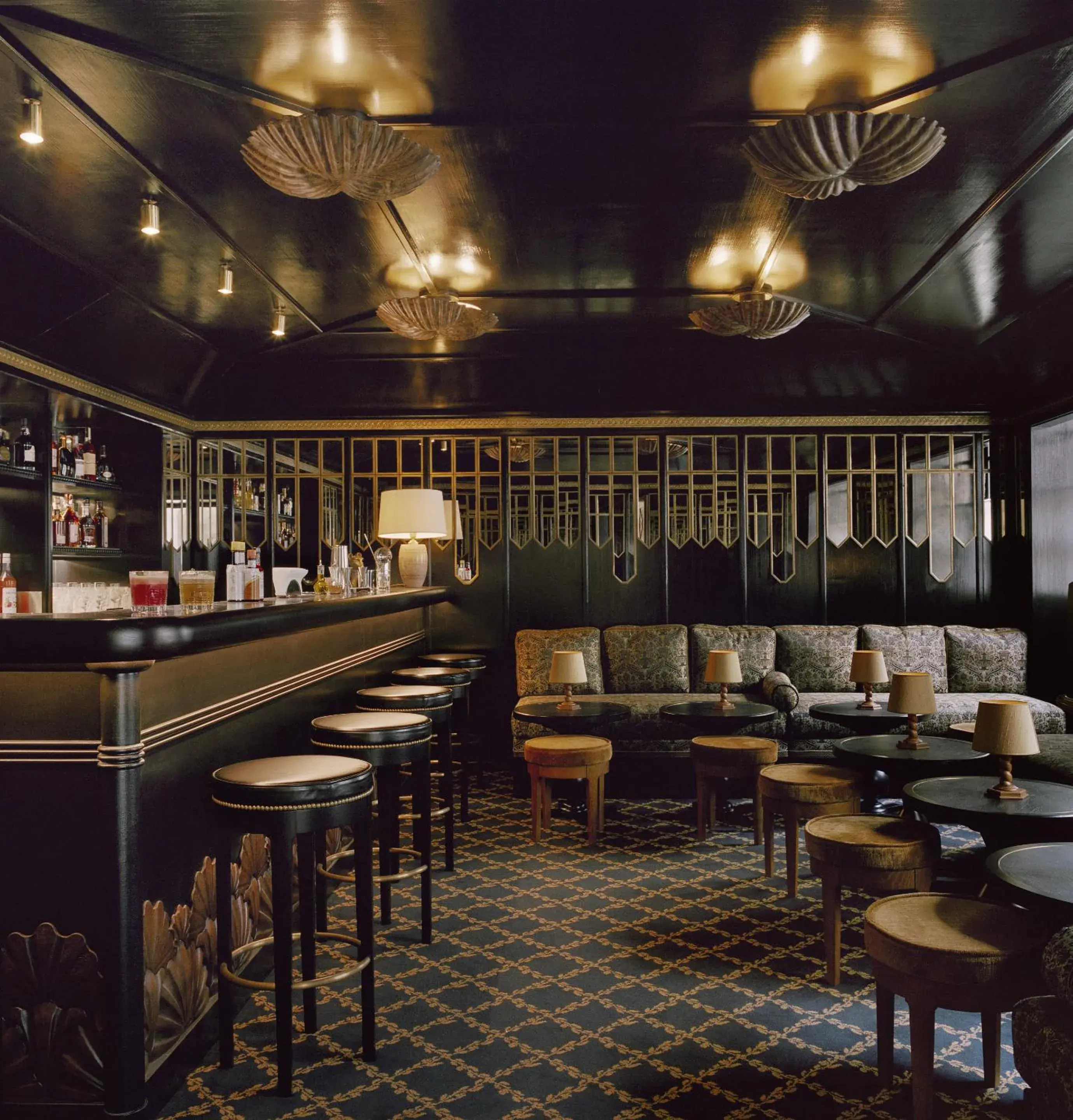 Lounge or bar in Château Voltaire Lounge or bar in Château Voltaire