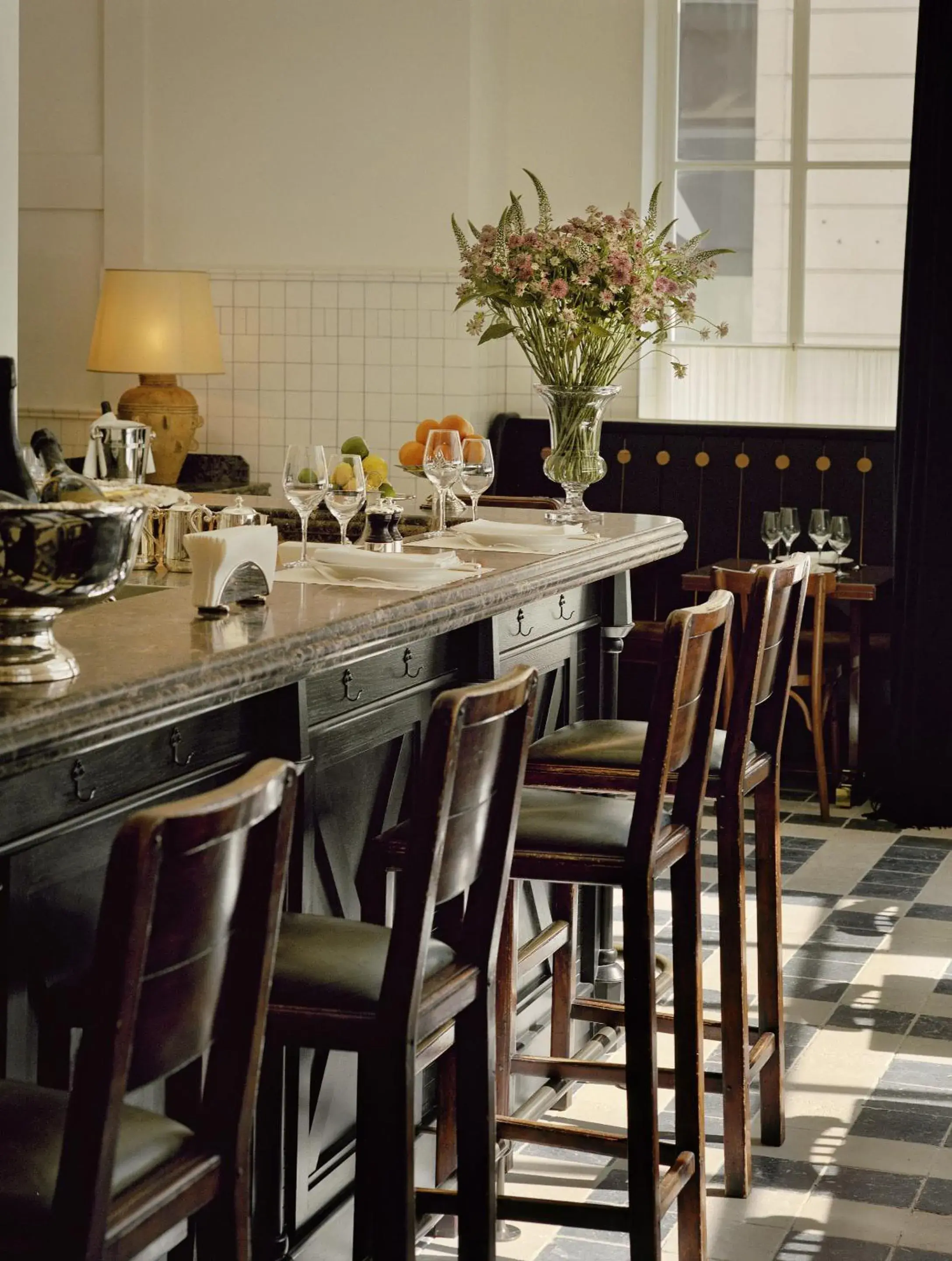 Restaurant/places to eat in Château Voltaire Restaurant/places to eat in Château Voltaire