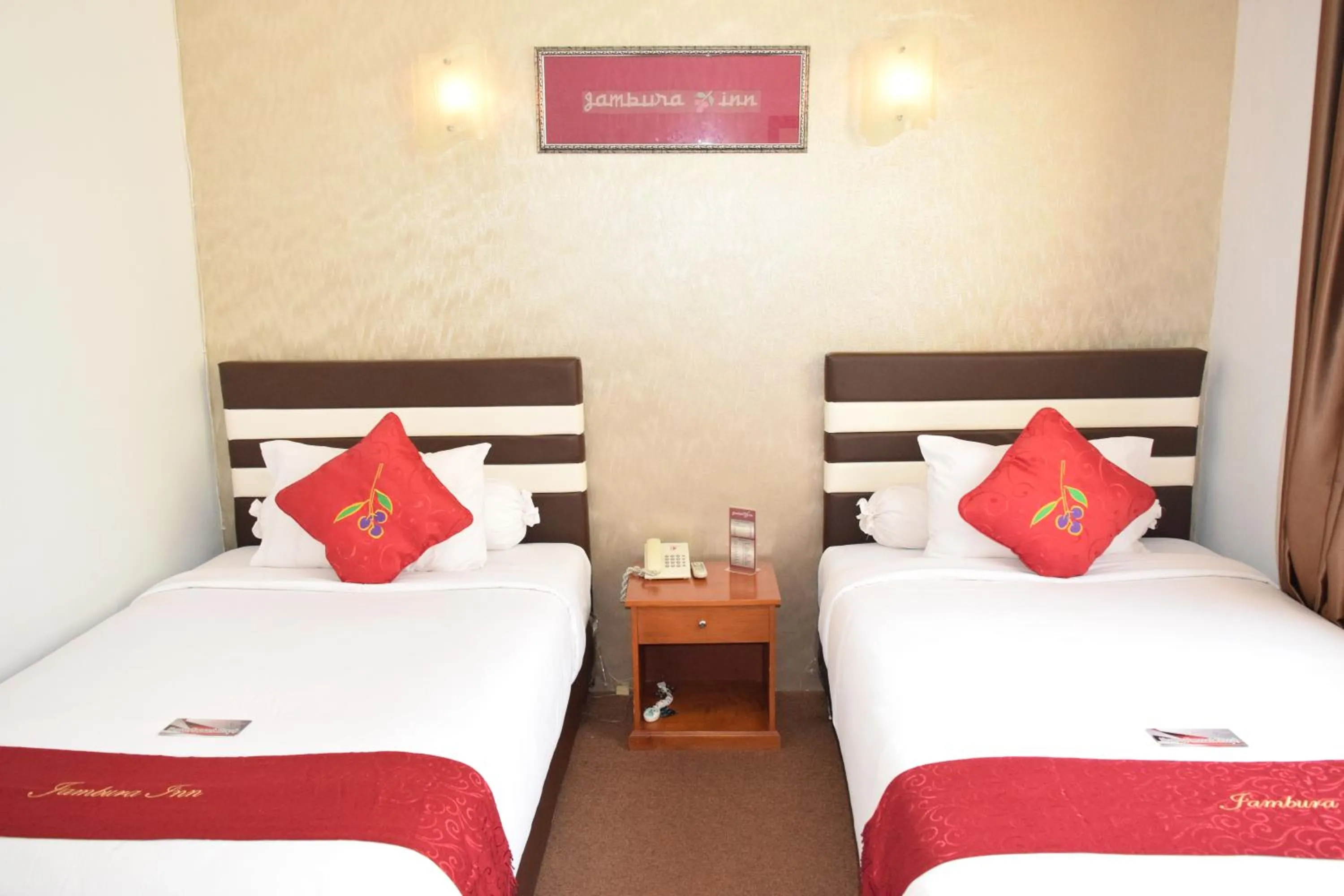 Bed in Jambura Inn
