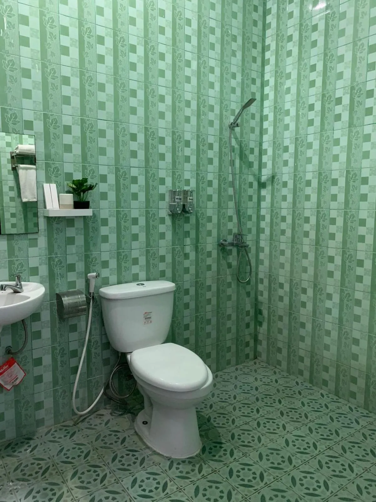 Shower in Jambura Inn